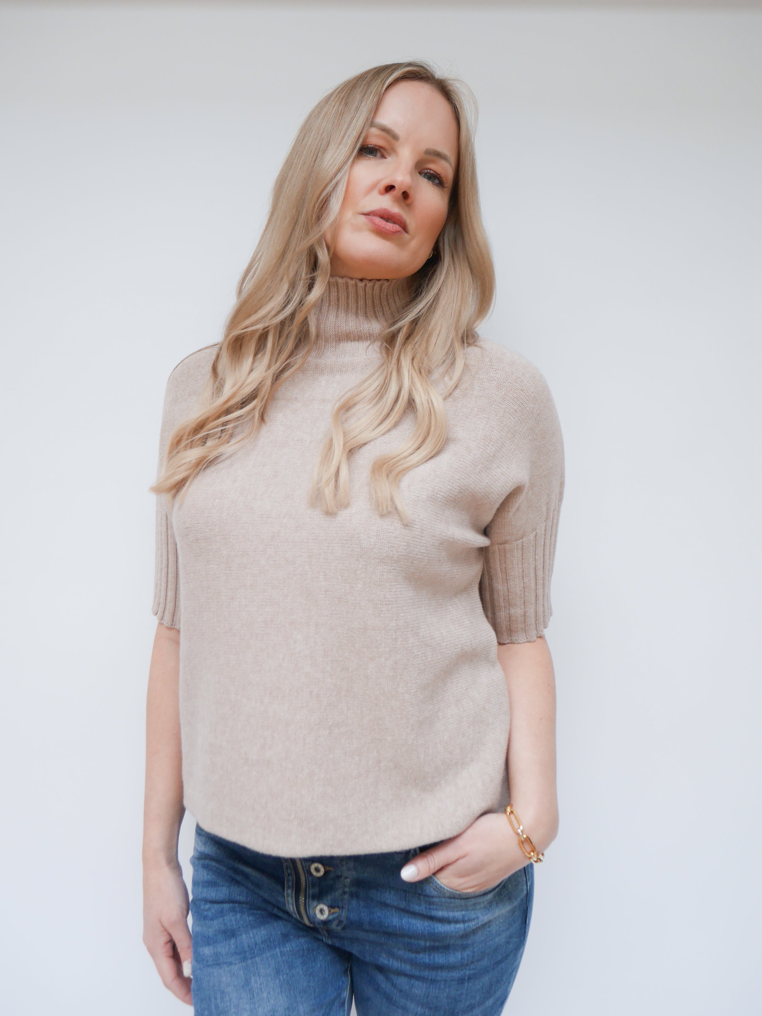 Eleanor Knit Biscuit