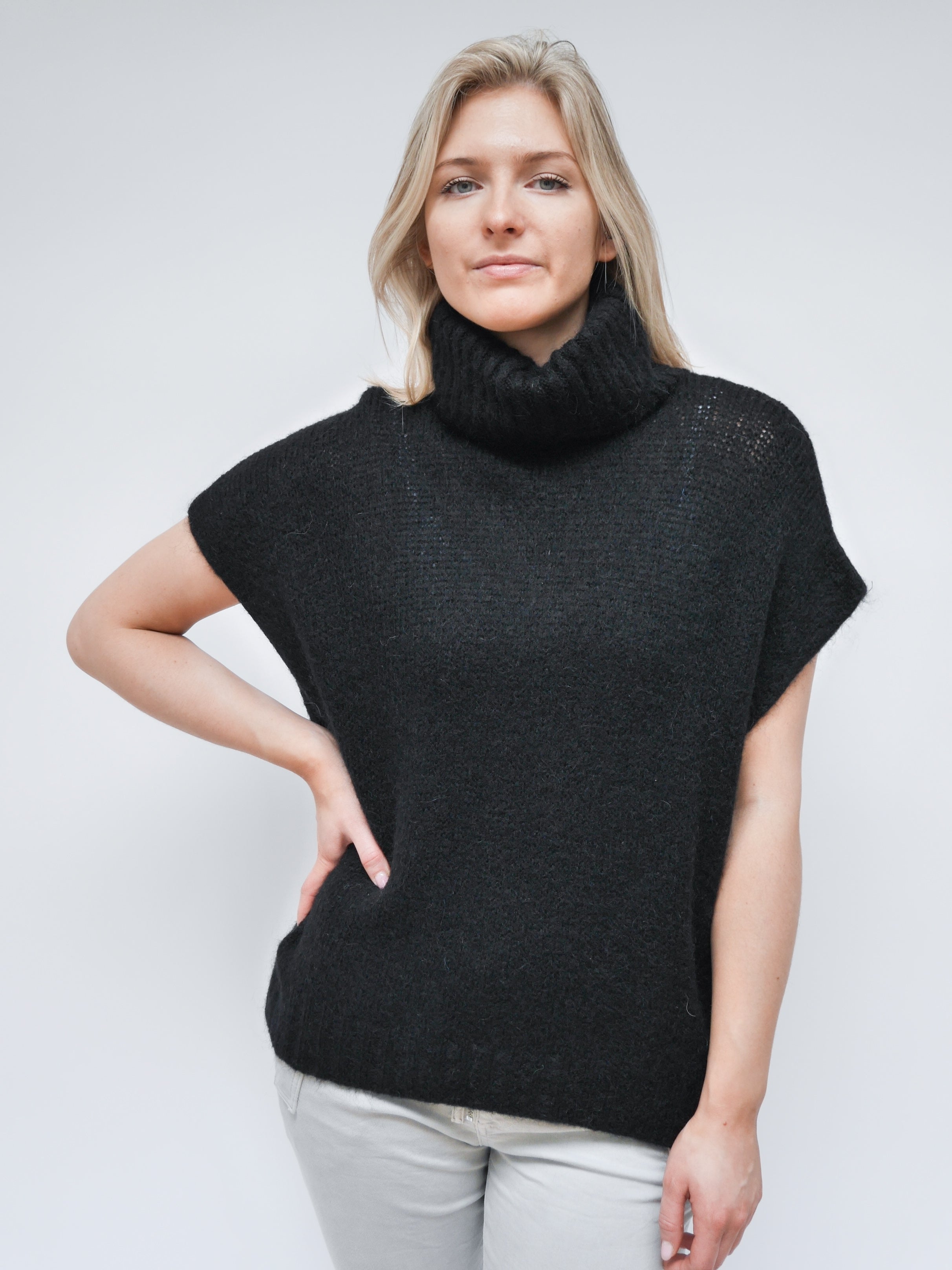 Robyn Knit Black