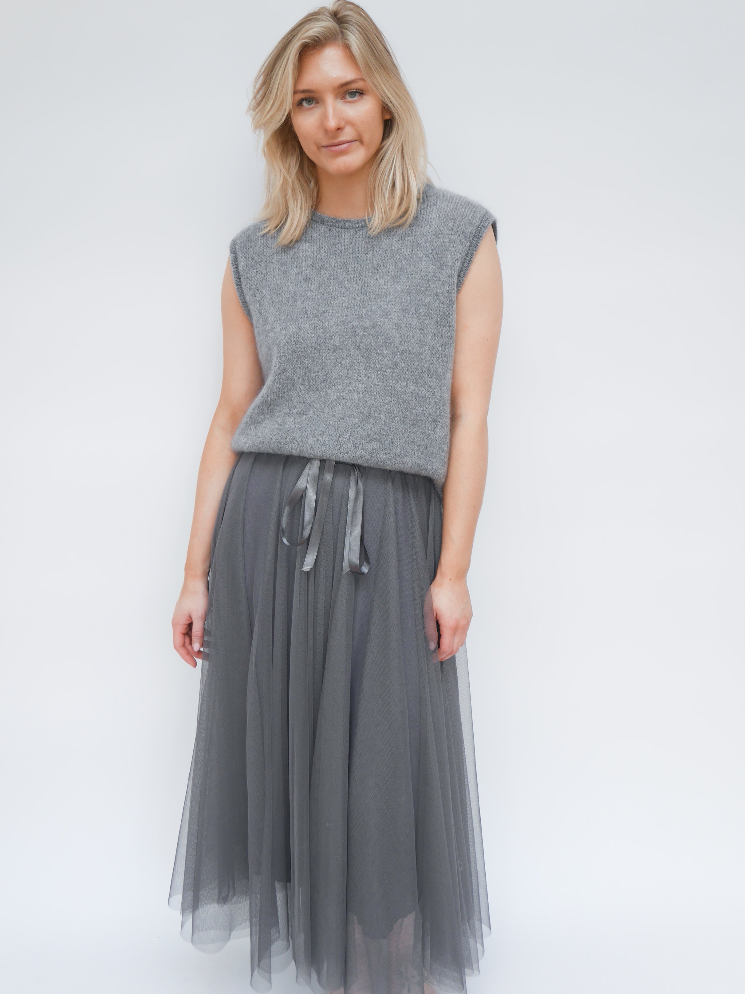 Tulle Skirt Charcoal