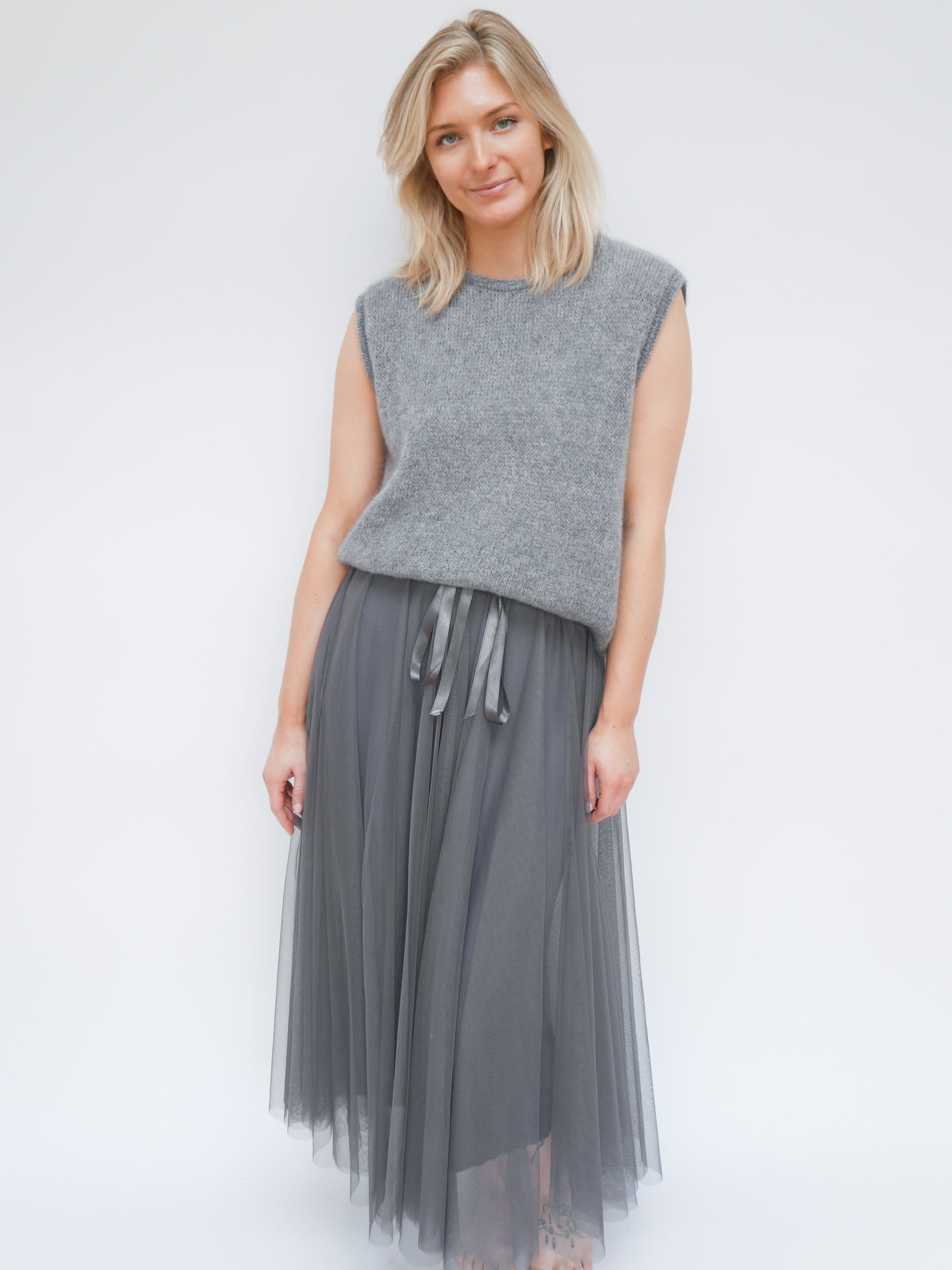 Tulle Skirt Charcoal