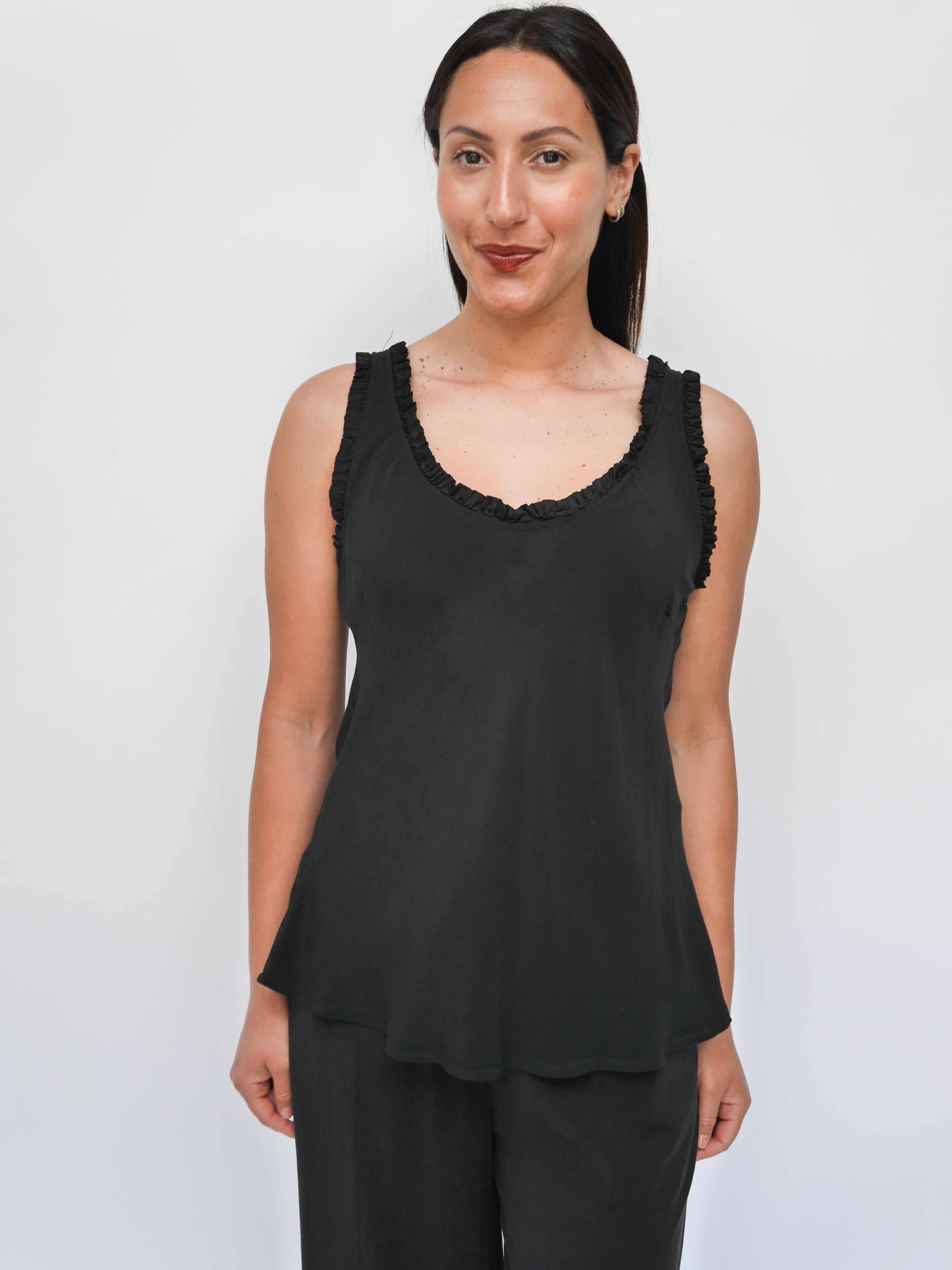 Bella Vest Black