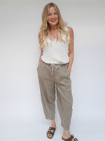 Linen Barrel Joggers Mocha