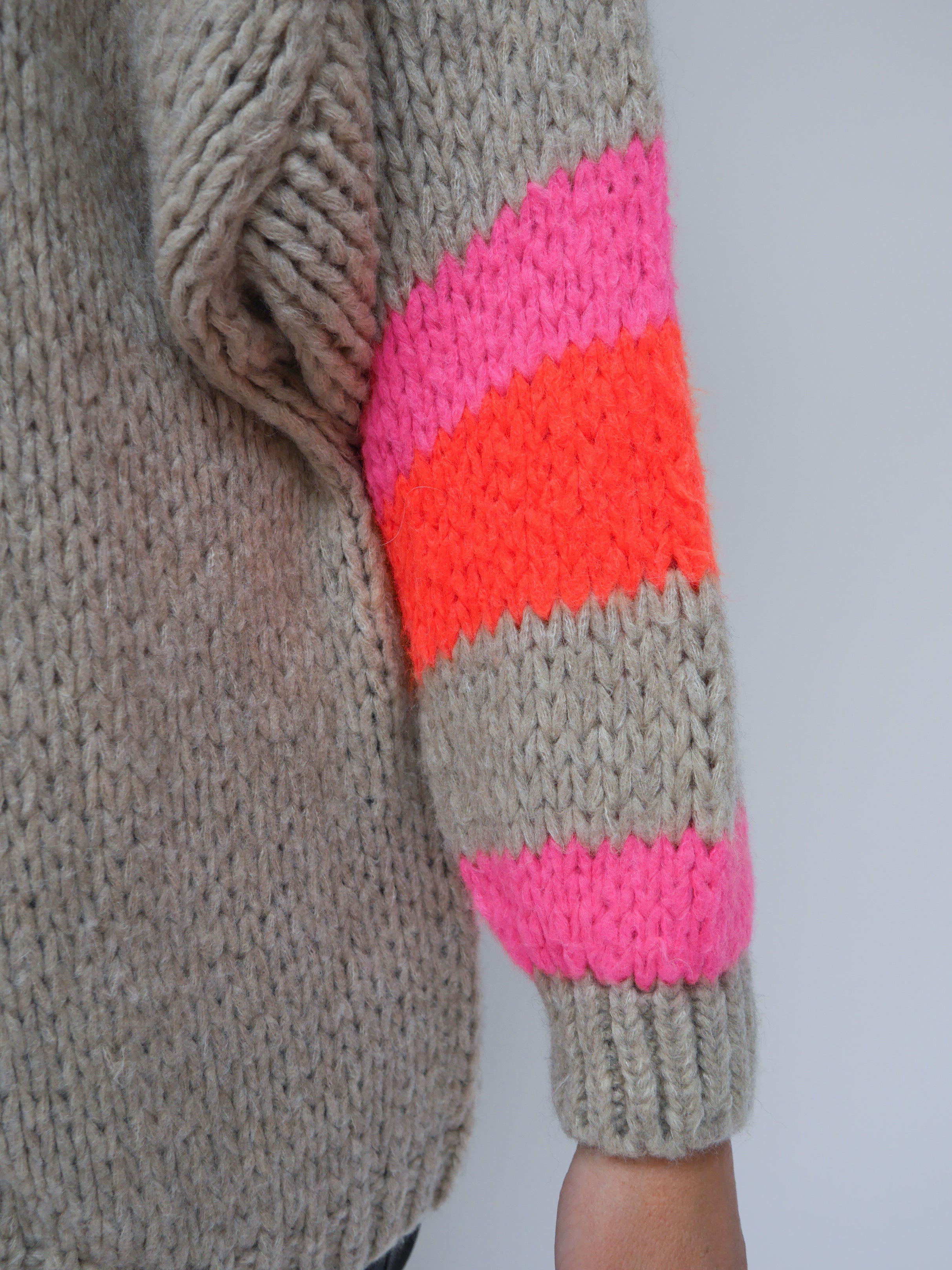 Vienna Cardigan Light Camel