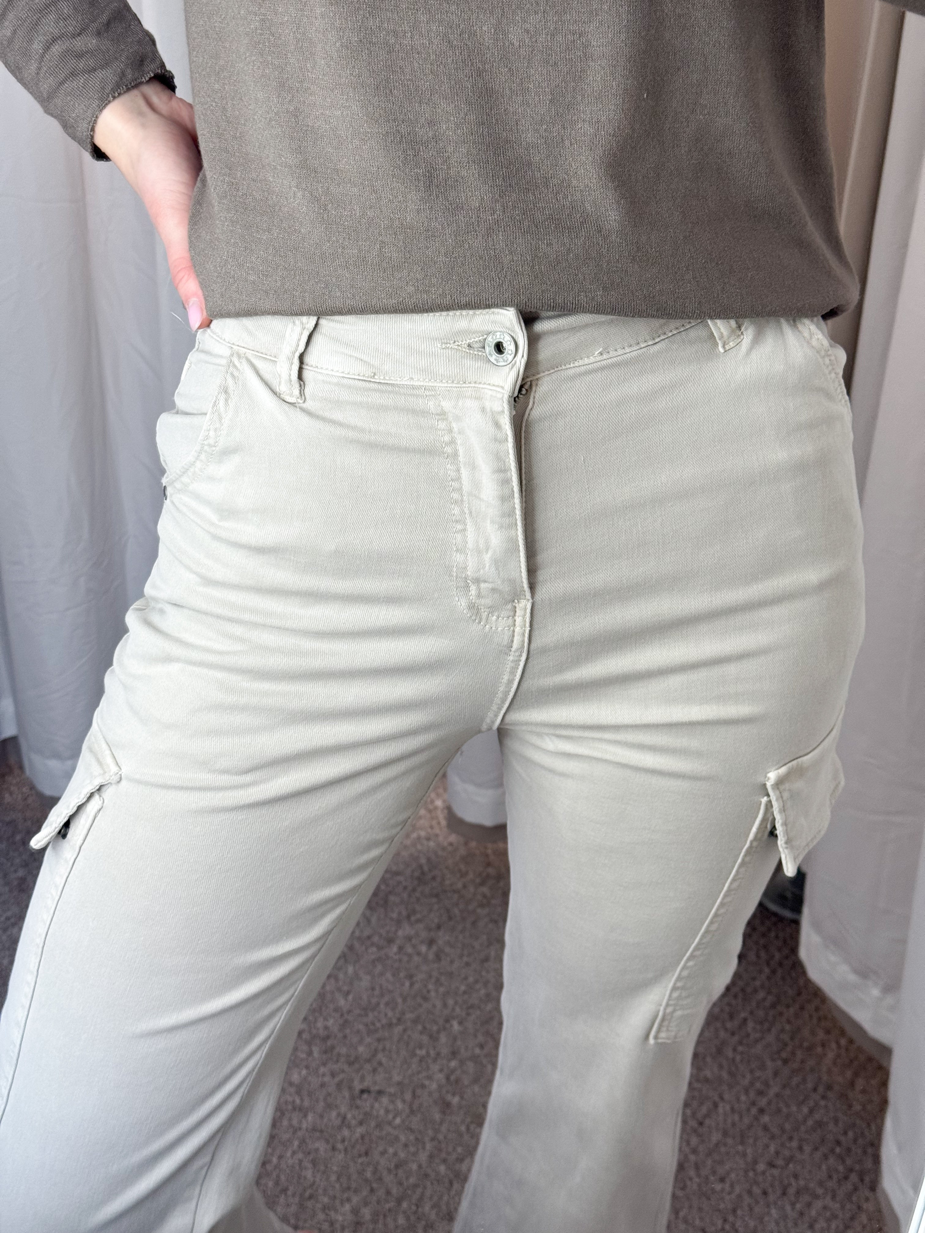 Melly & Co Beige Cargo Jeans