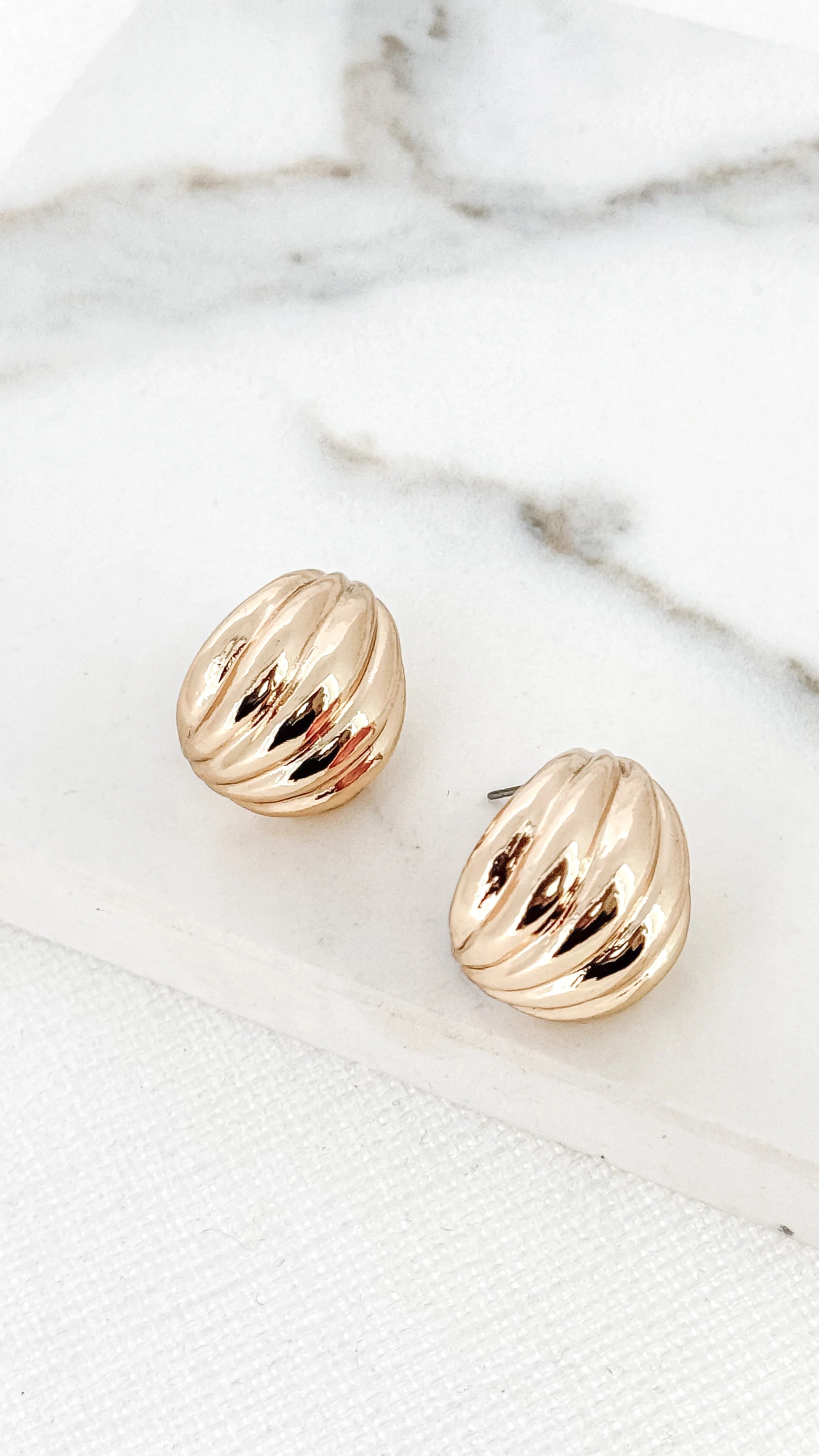 Envy Gold Ribbed Teardrop Earrings