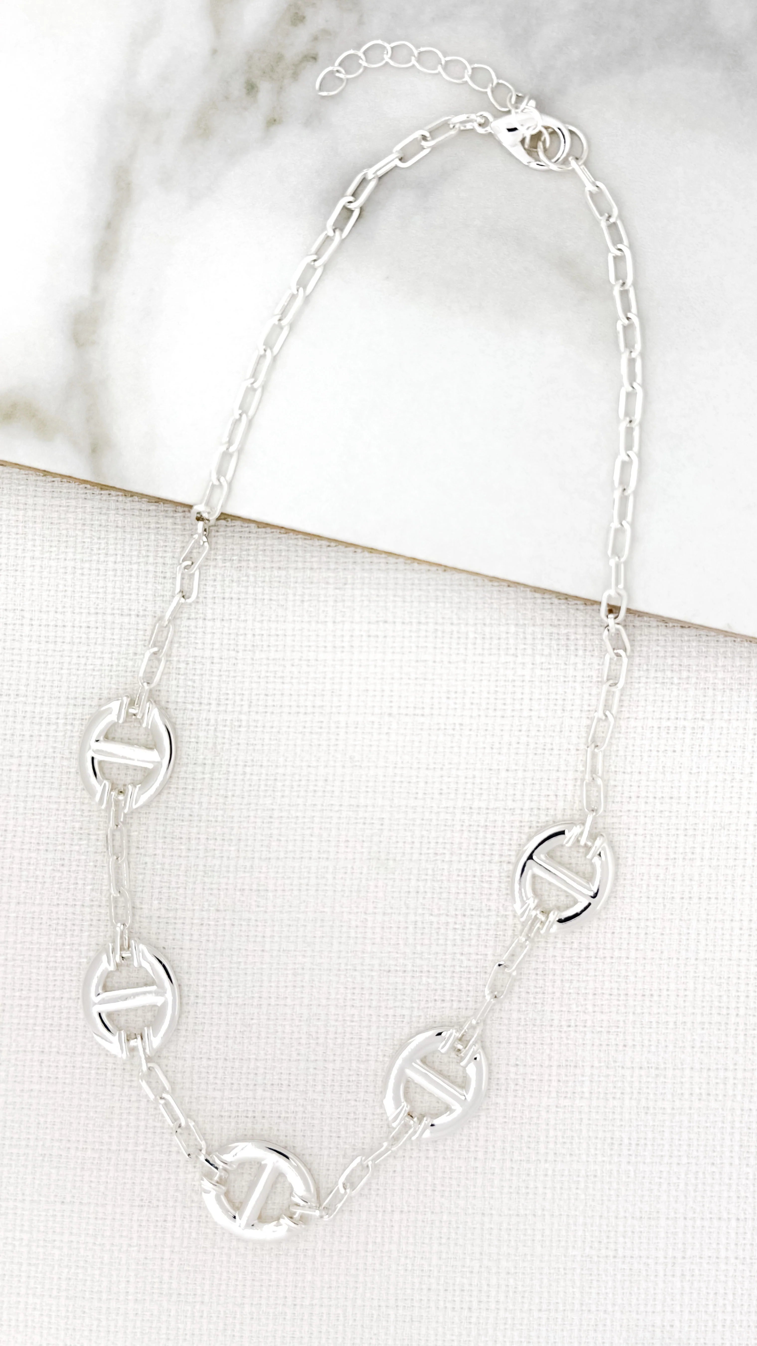 Envy Short Silver Necklace with Oval Links