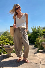 Linen Barrel Joggers Mocha