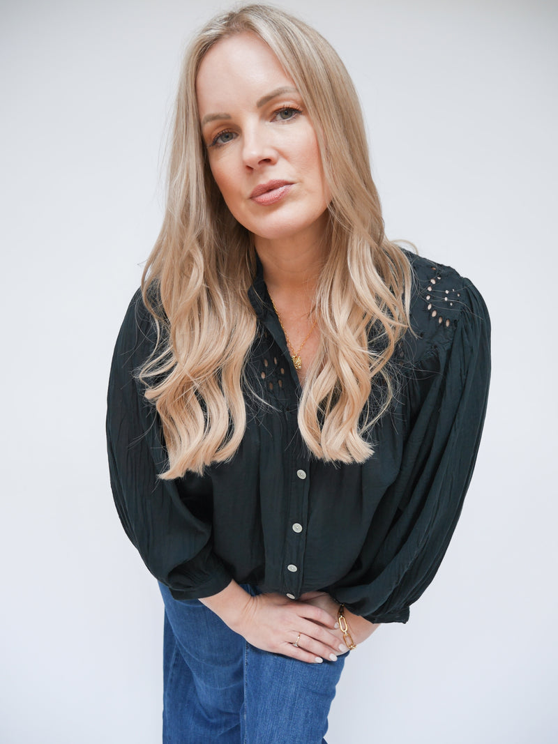 Monica Blouse Black