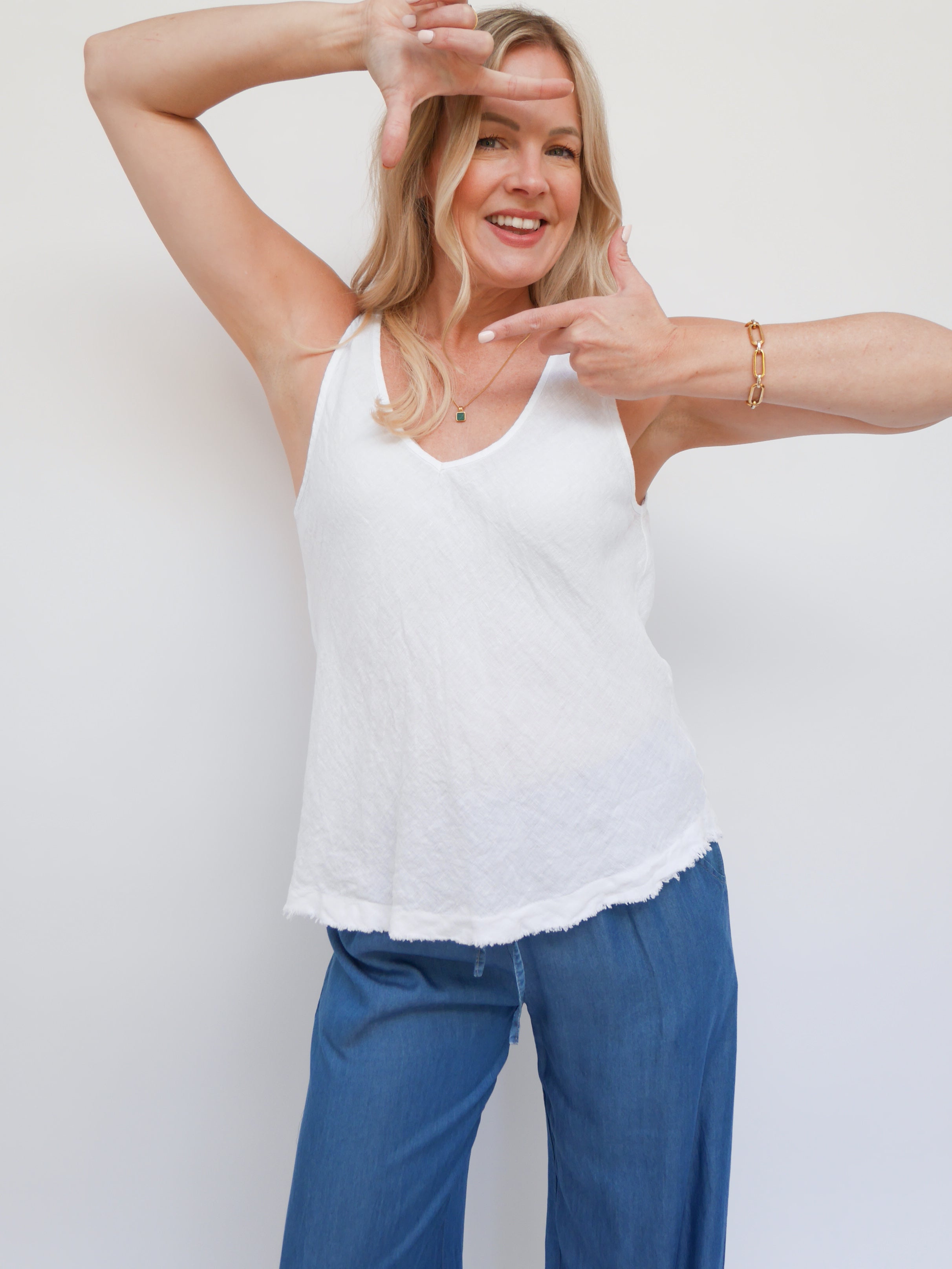 Hetty Vest White
