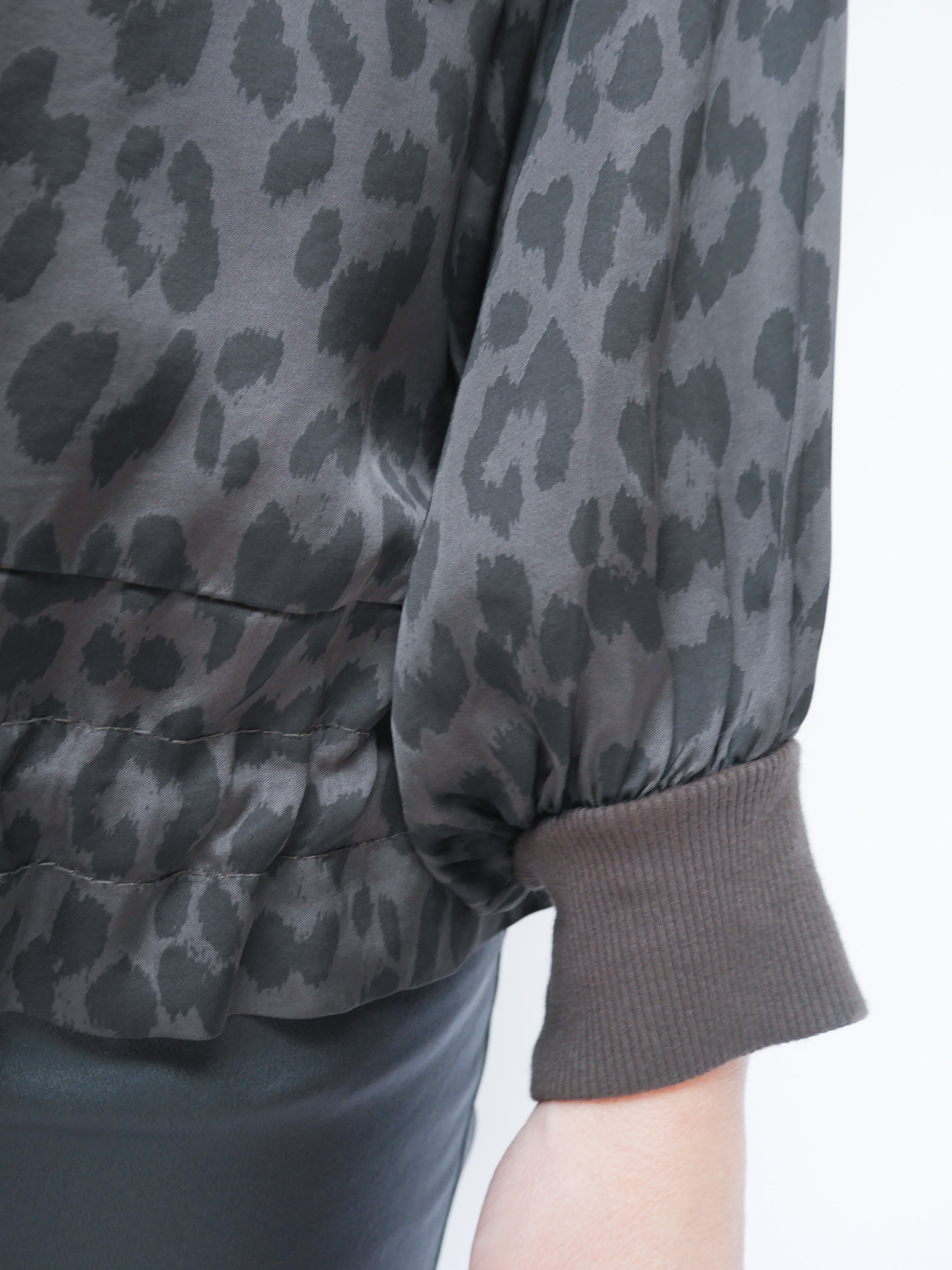 Demi Silk Leopard Bomber Chocolate