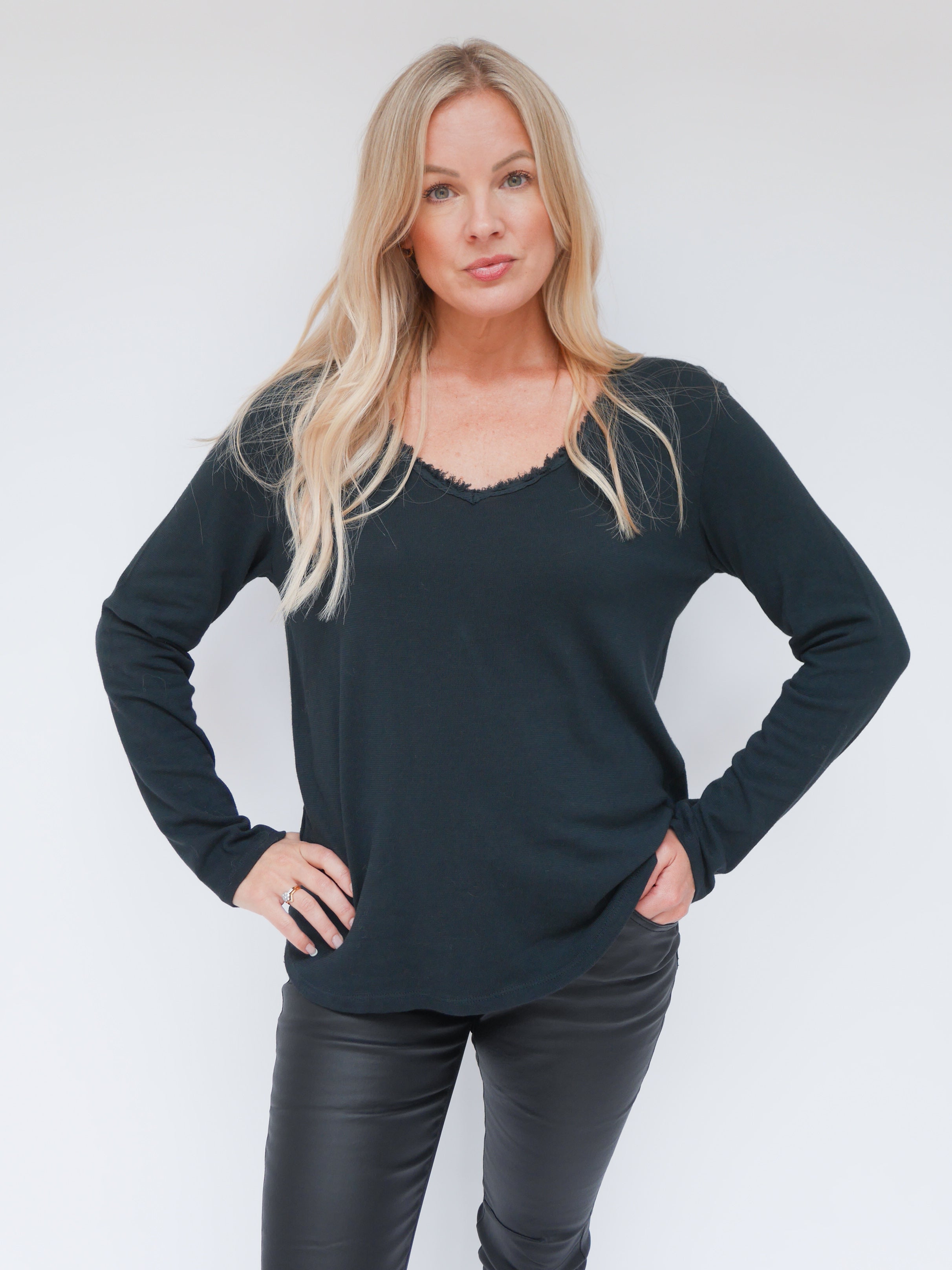 Amy Long Sleeve Tee Black