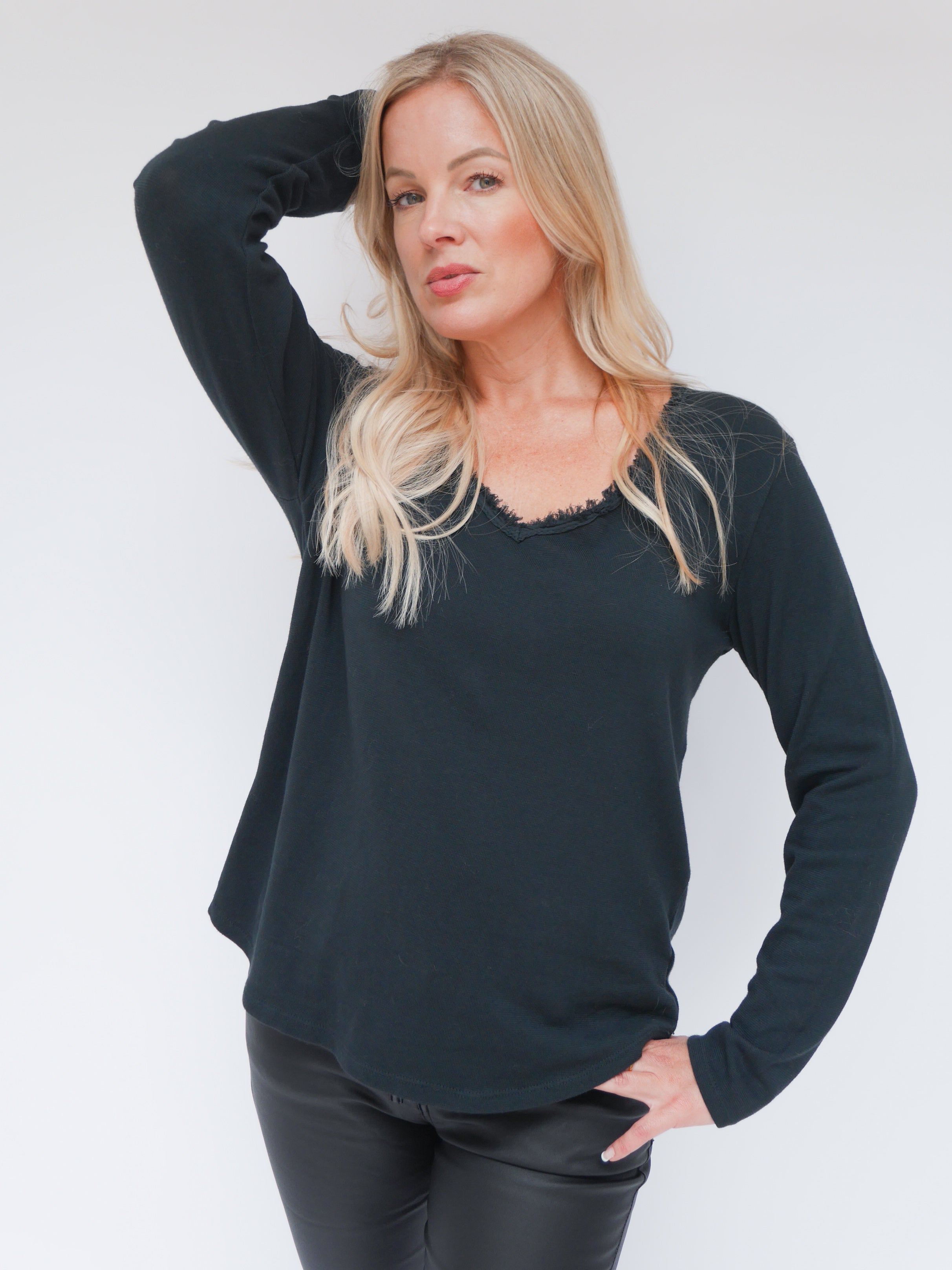 Amy Long Sleeve Tee Black