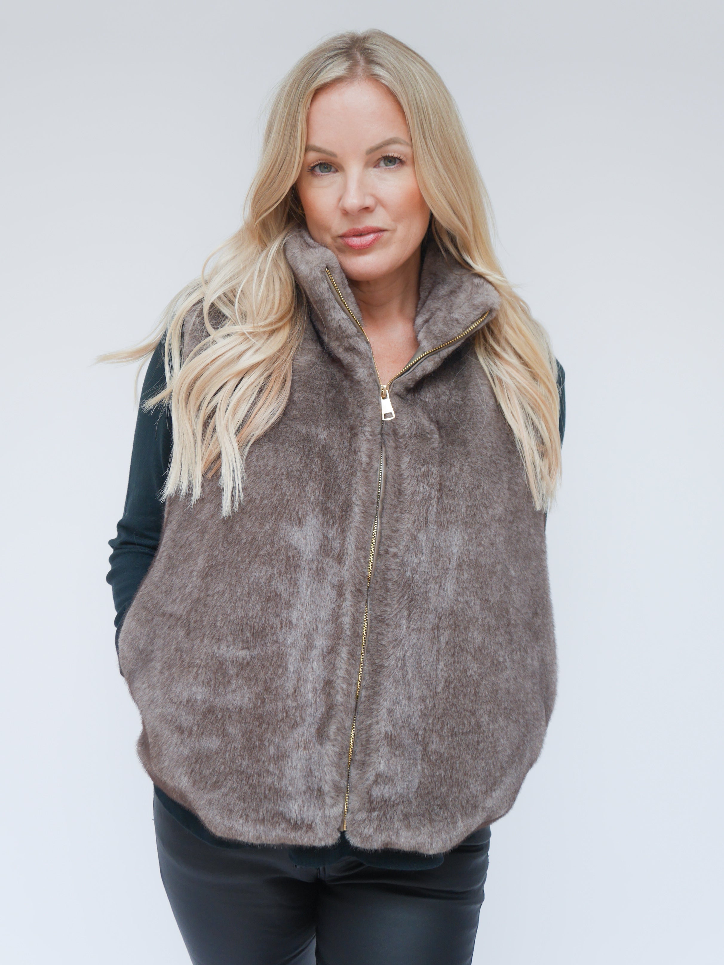 Arabella Gilet Mocha