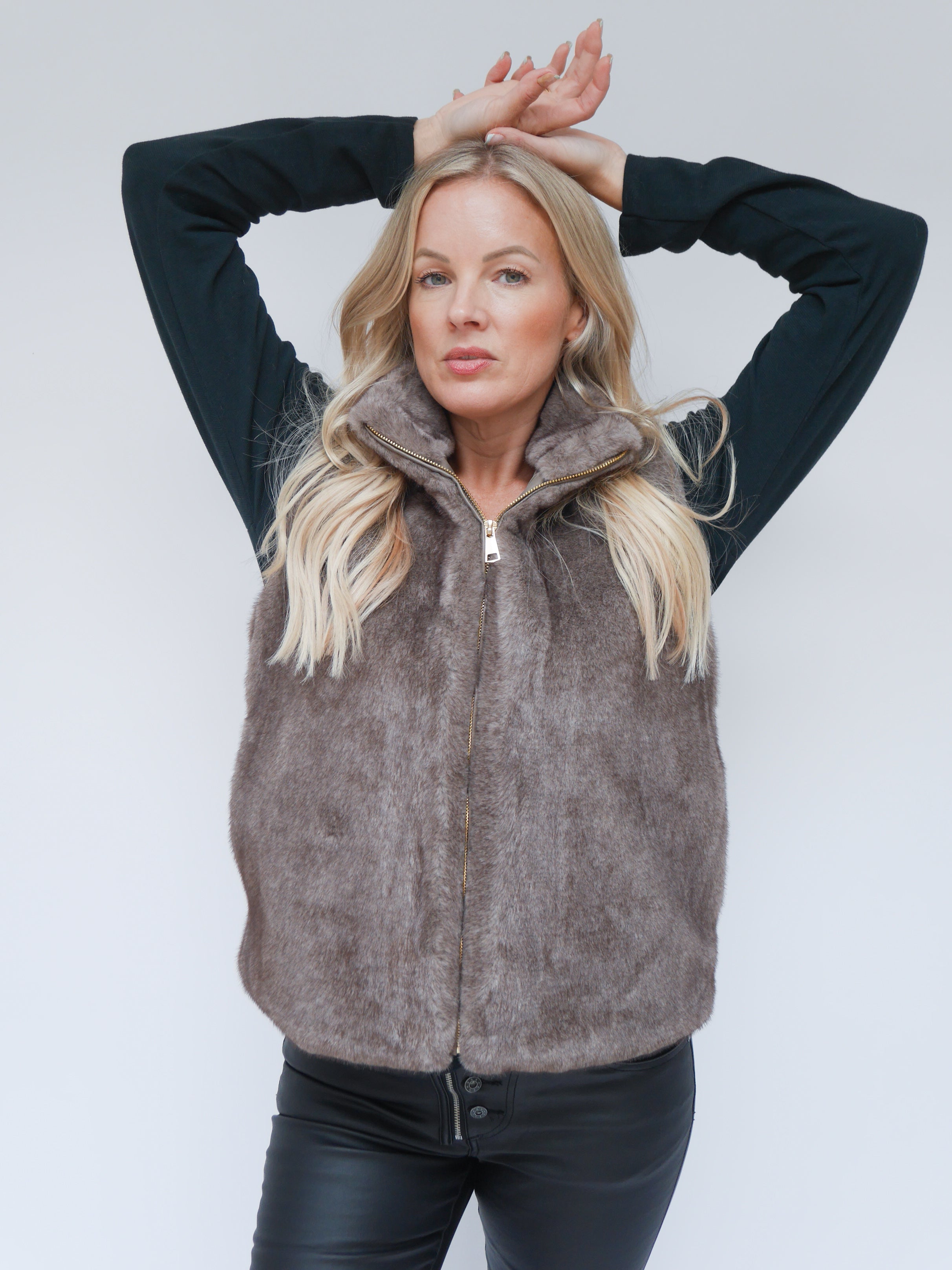 Arabella Gilet Mocha
