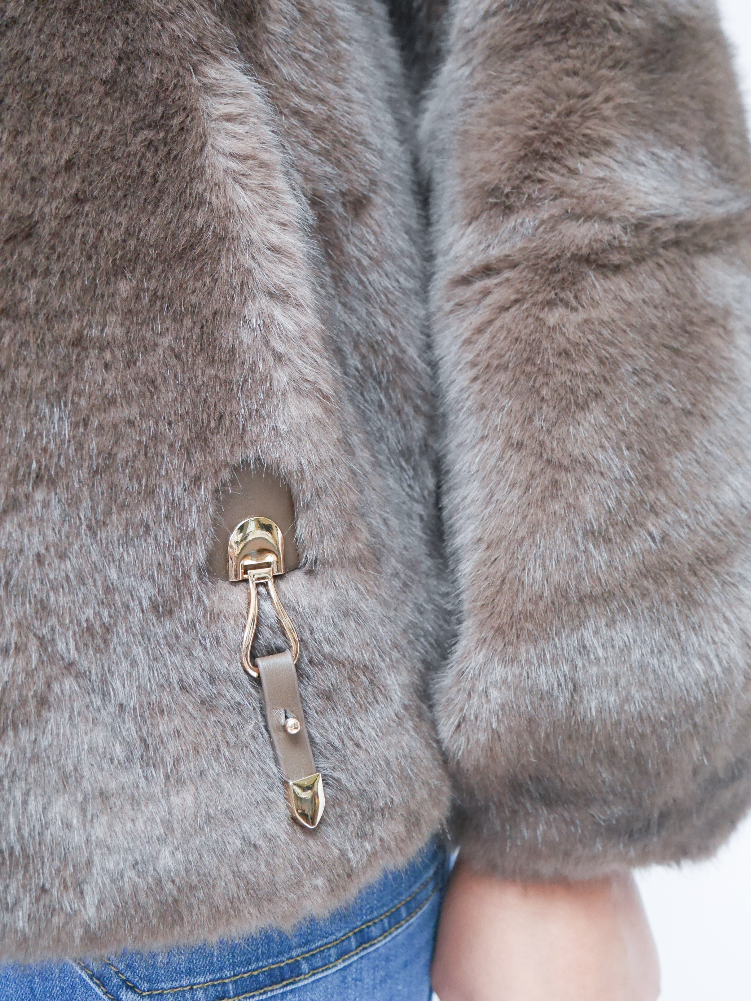 Ella Faux Fur Coat Mocha