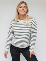 Nikki Knit Ivory & Grey