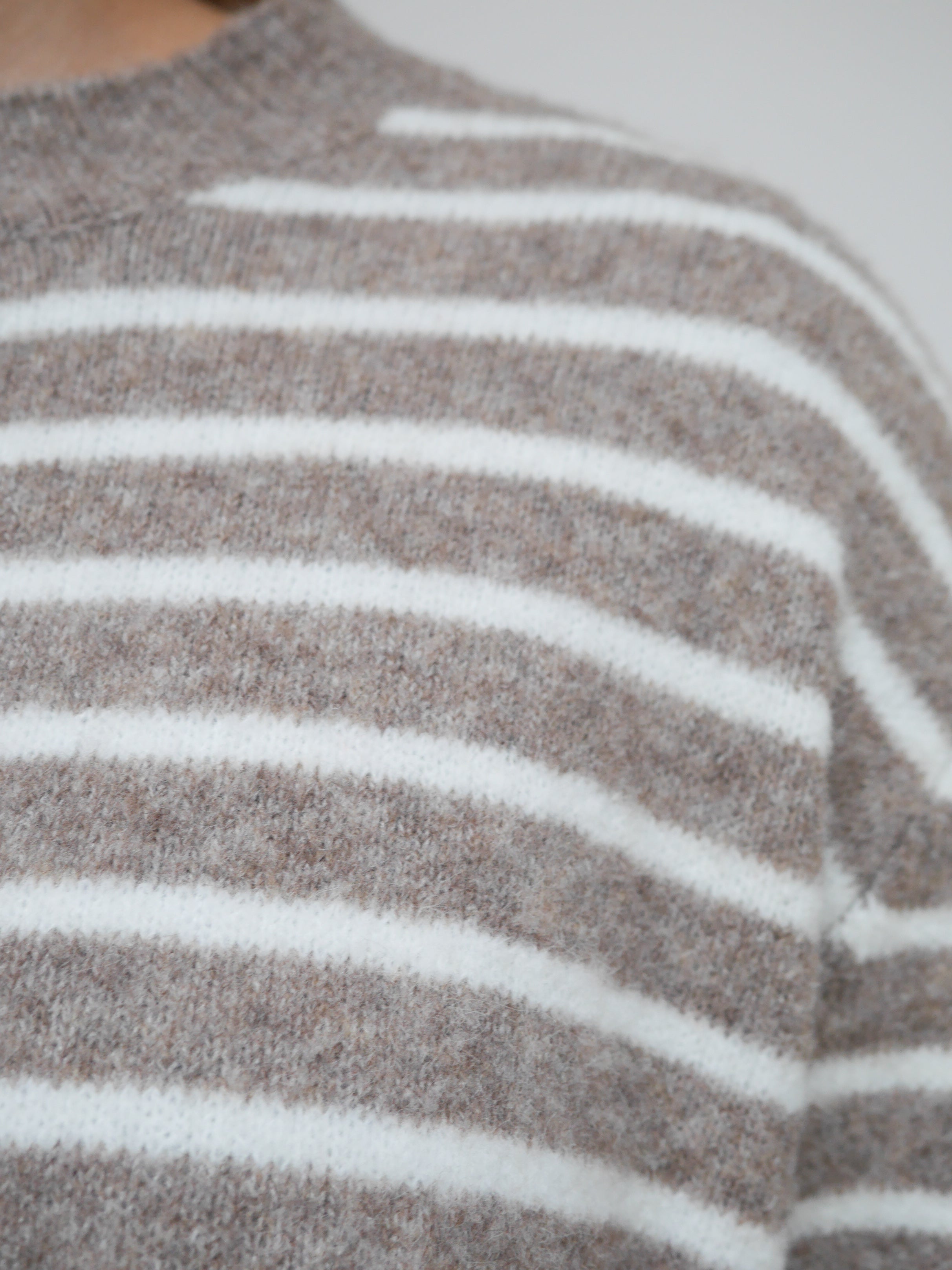 Nikki Knit Mocha & Cream