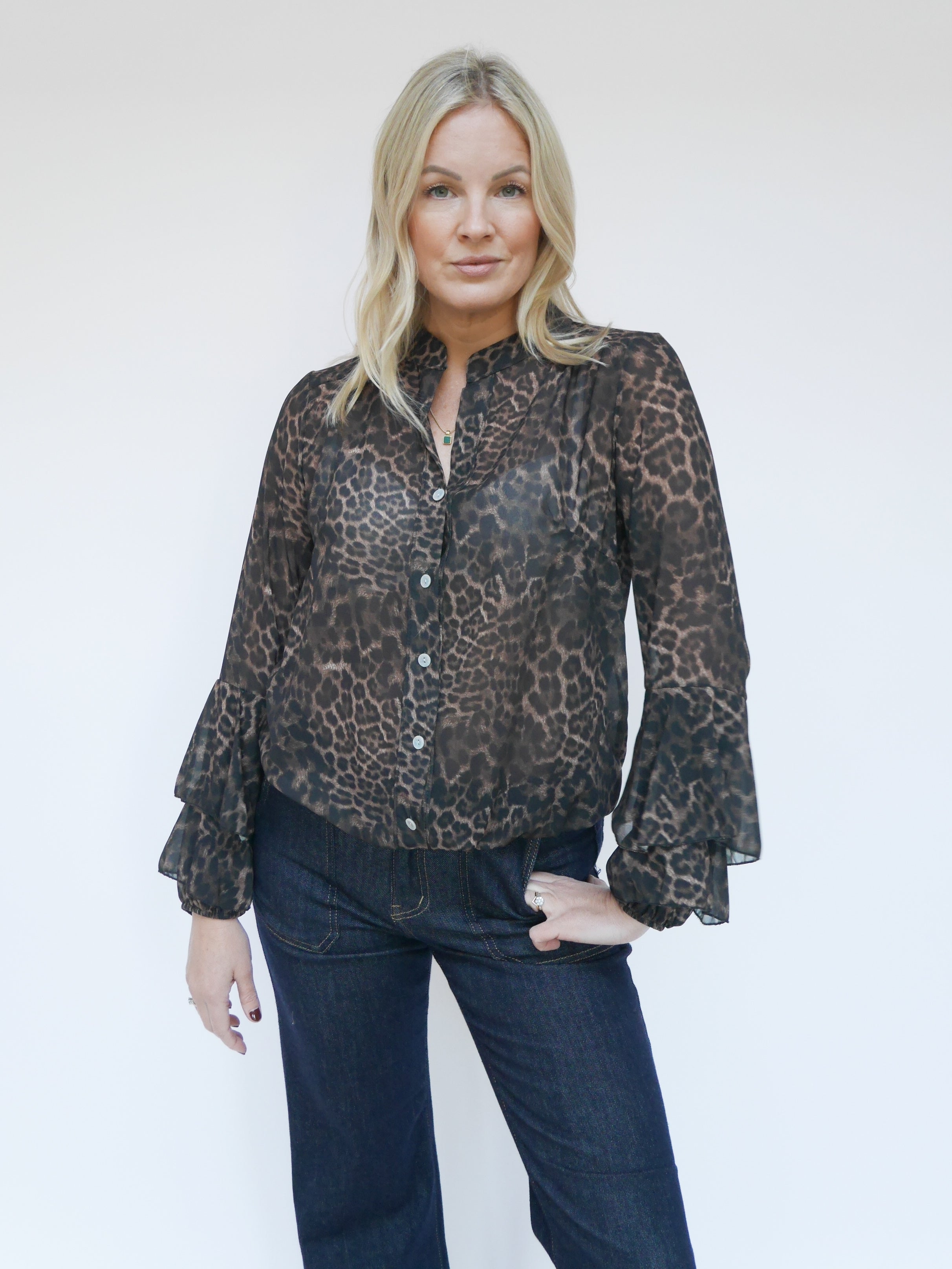 Anika Blouse Camel Leopard