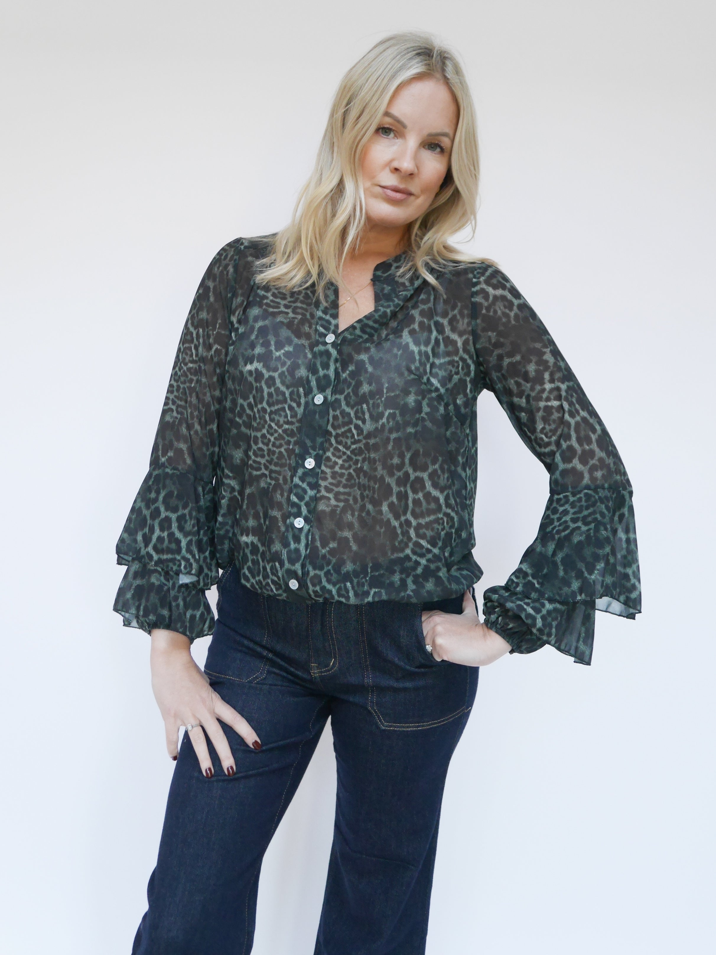 Anika Blouse Khaki Leopard