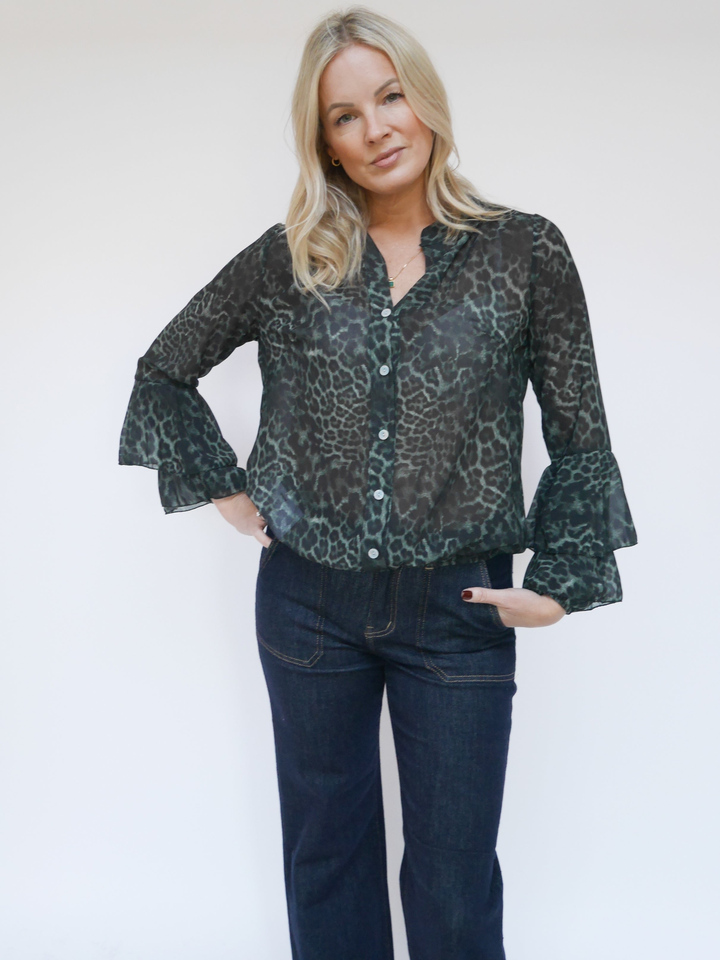 Anika Blouse Khaki Leopard