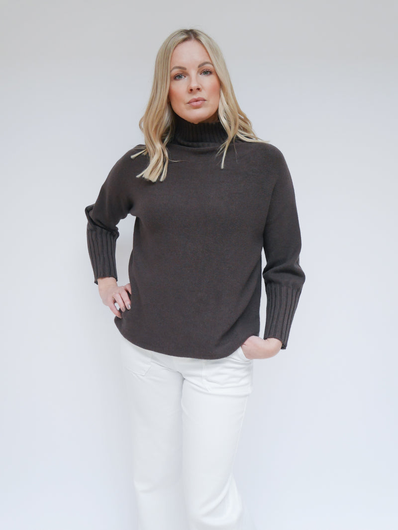 Amara Knit Chocolate