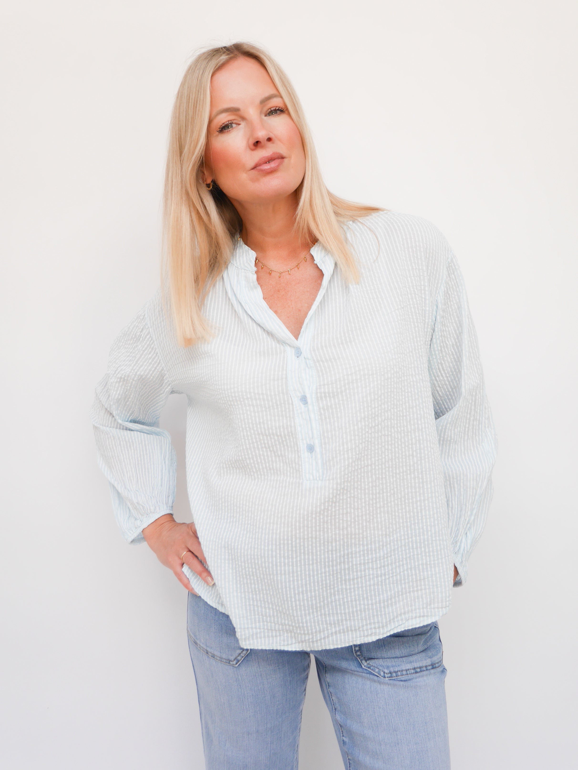 Holly Blouse Baby Blue