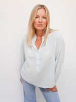 Holly Blouse Baby Blue