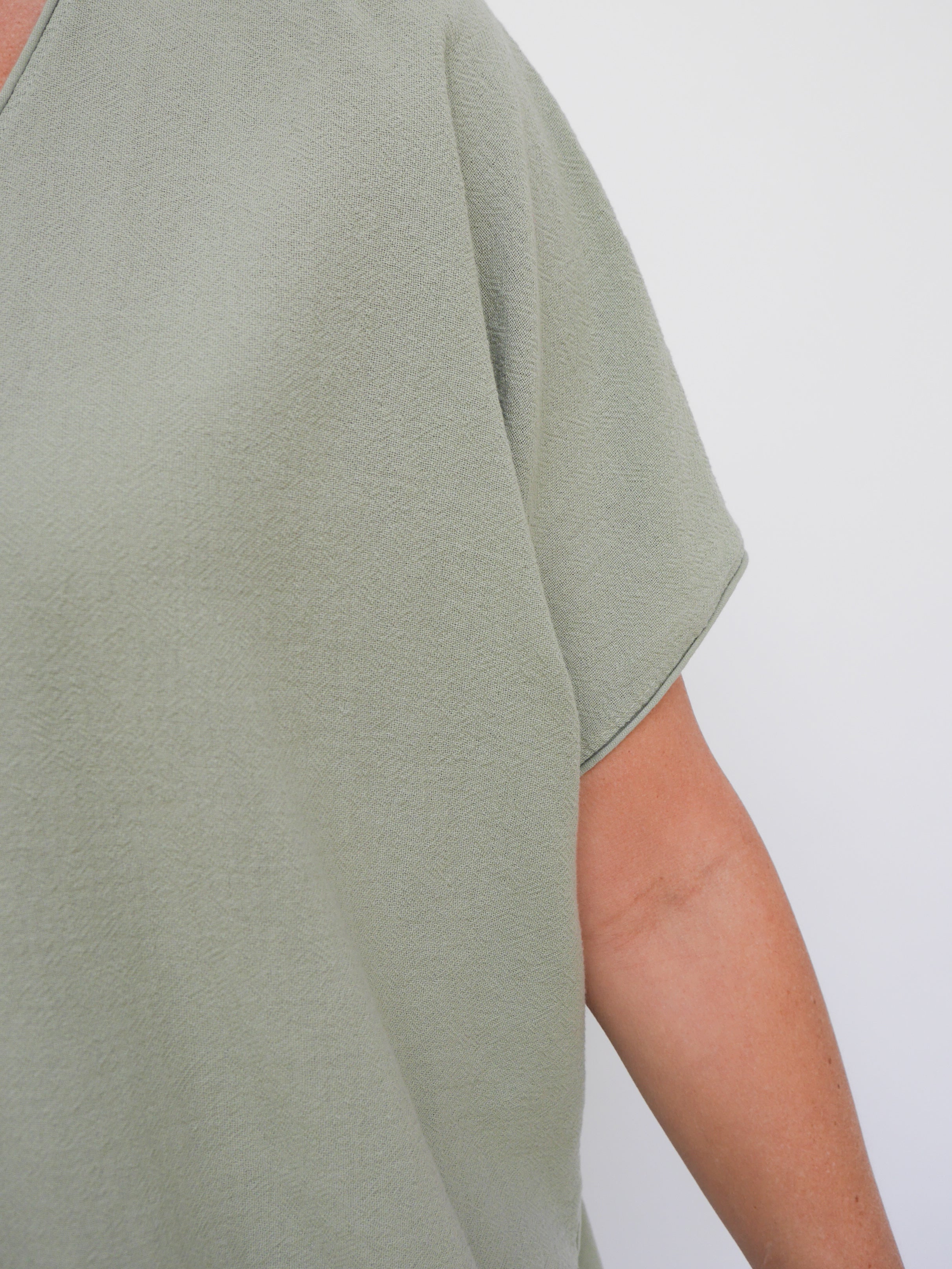 Faye Top Khaki