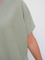 Faye Top Khaki