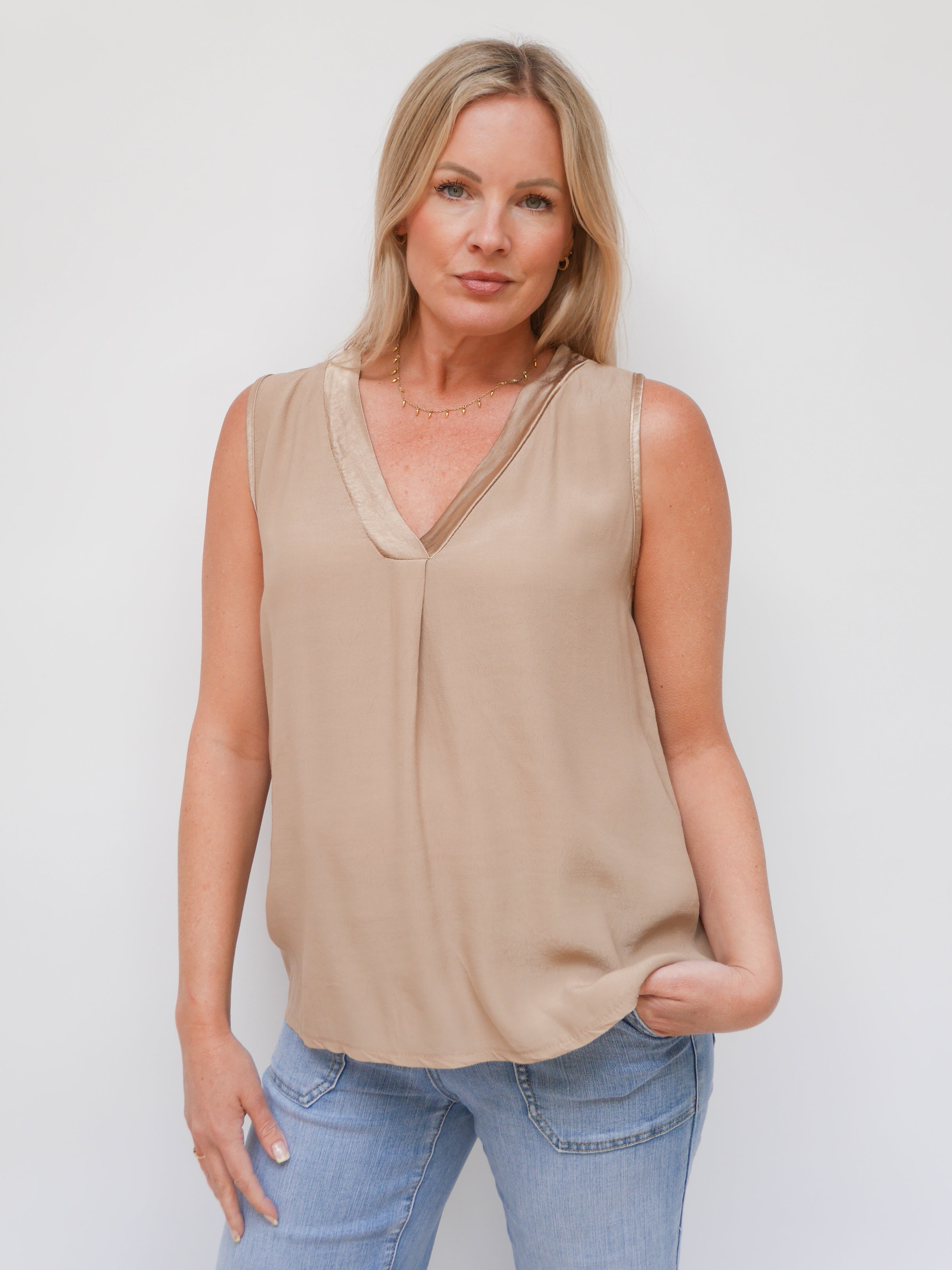 Keira Blouse Camel