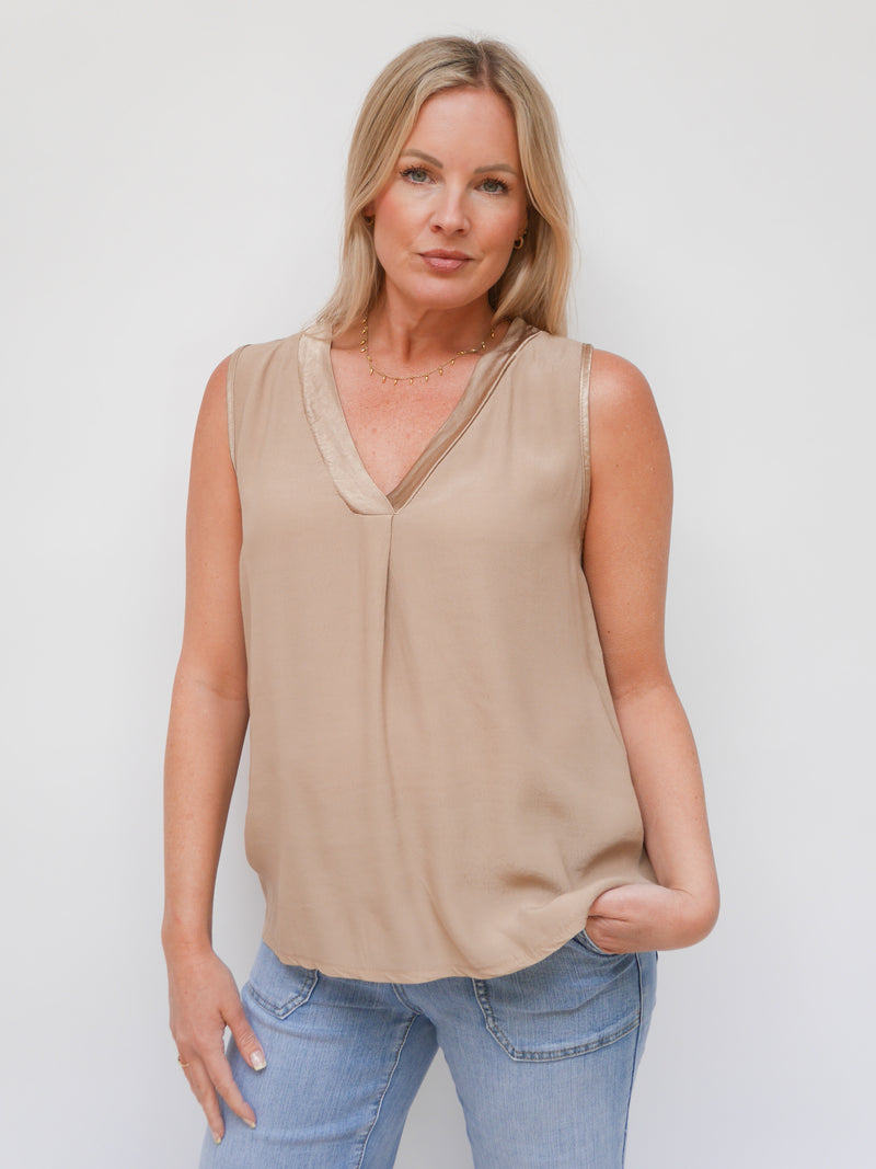 Keira Blouse Camel