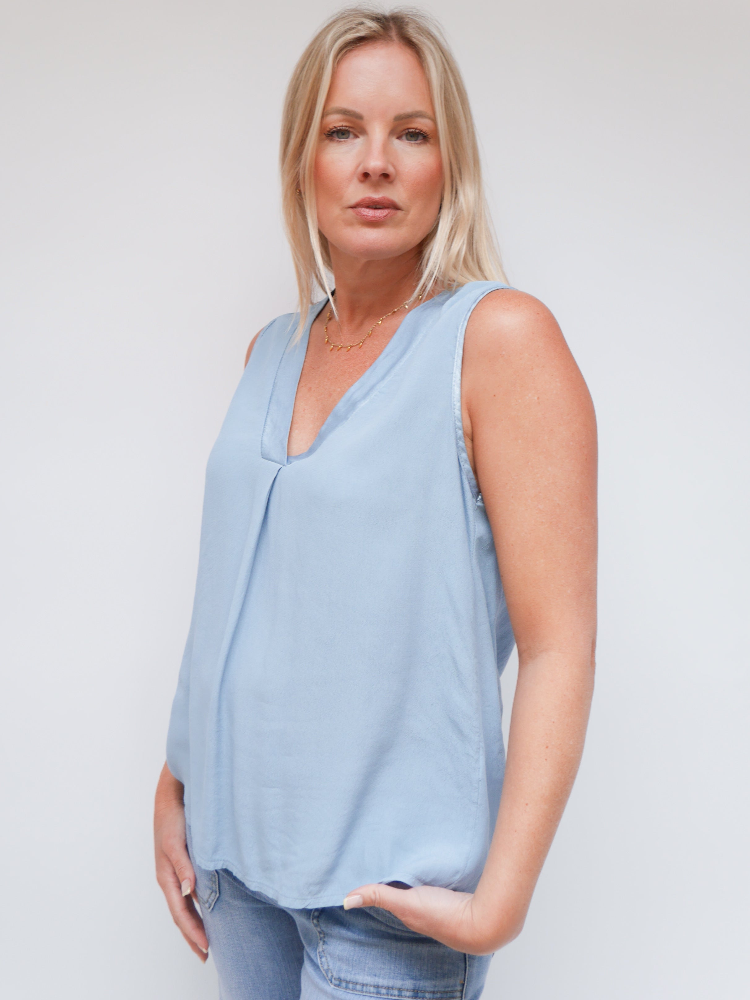 Keira Blouse Baby Blue