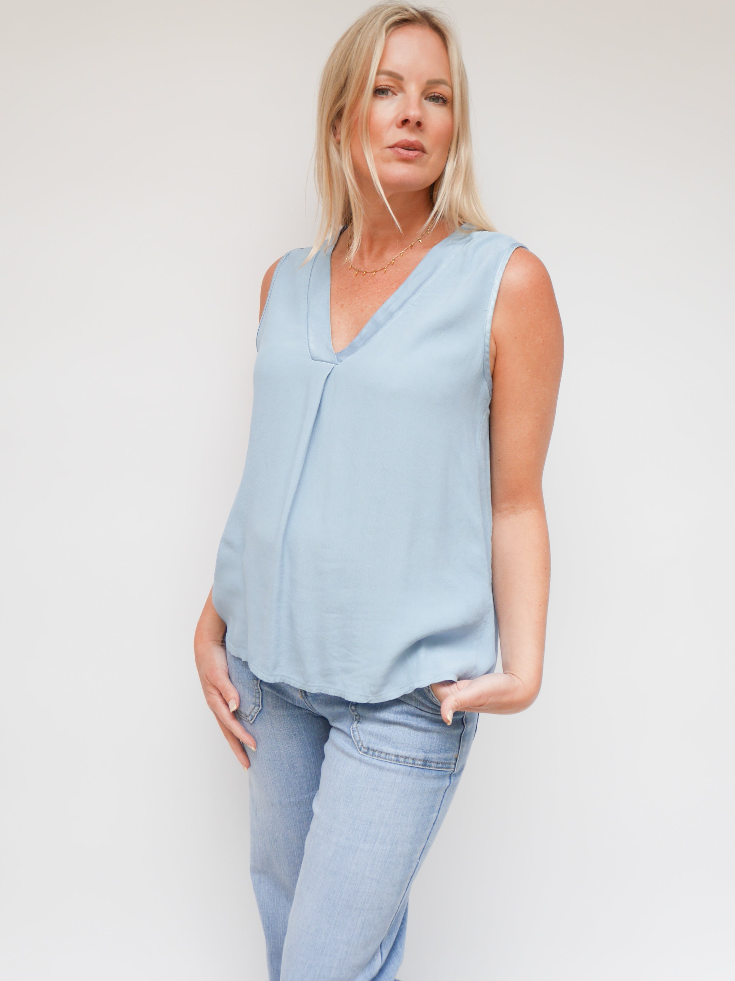 Keira Blouse Baby Blue