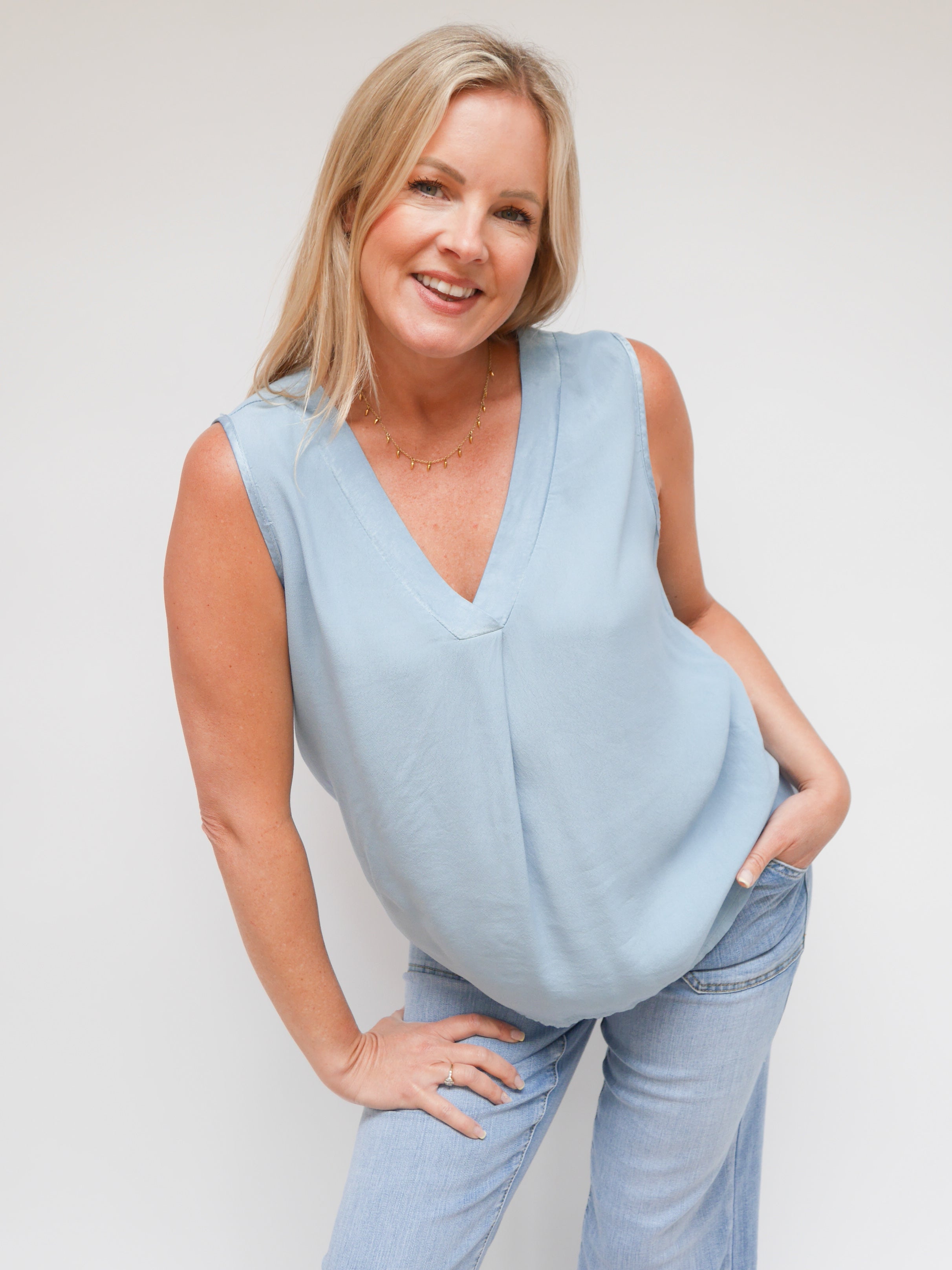 Keira Blouse Baby Blue