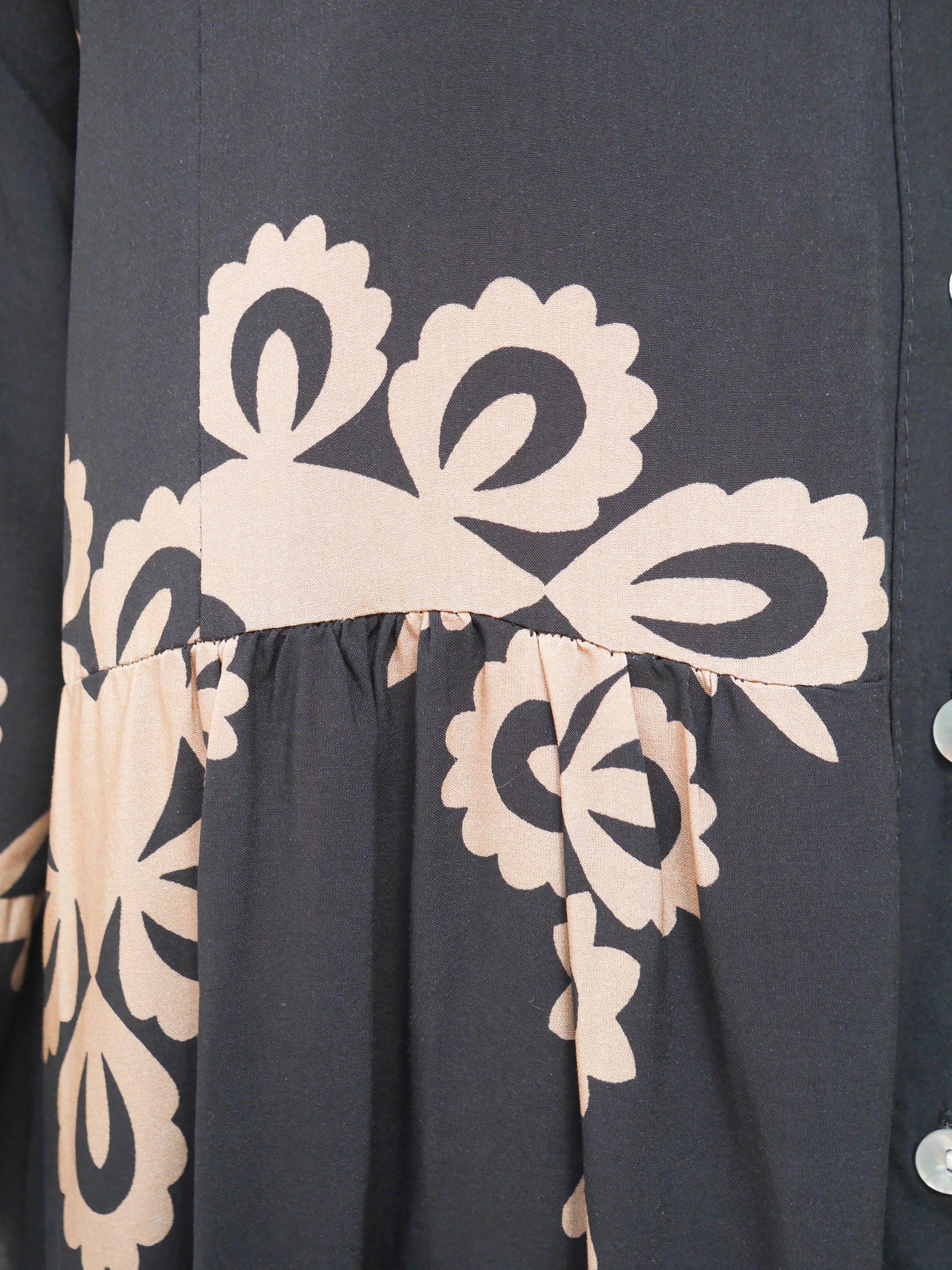 Victoria Dress Black & Camel