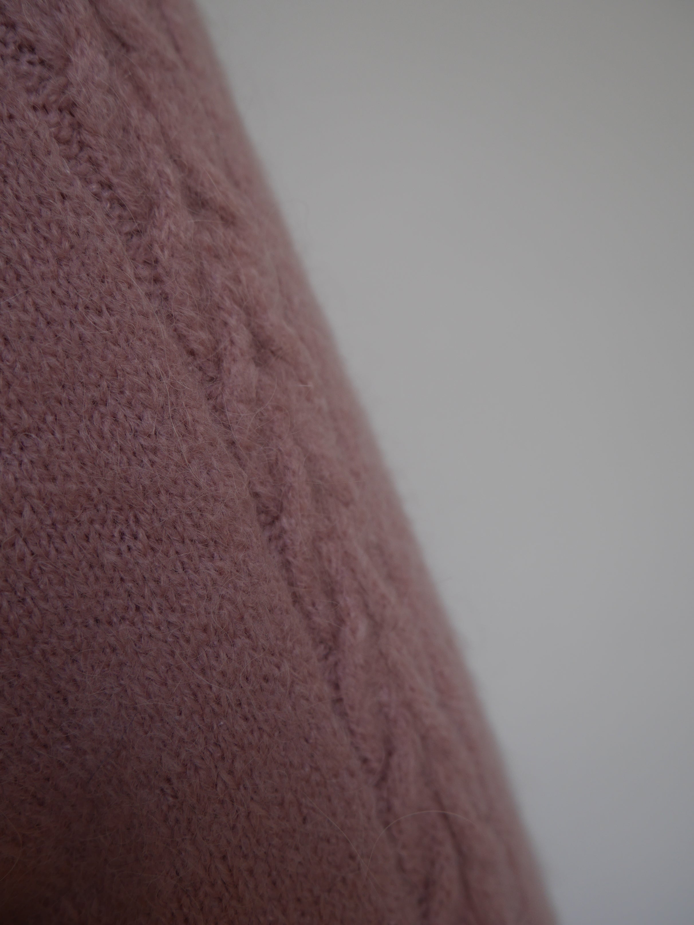 Faye Knit Rose
