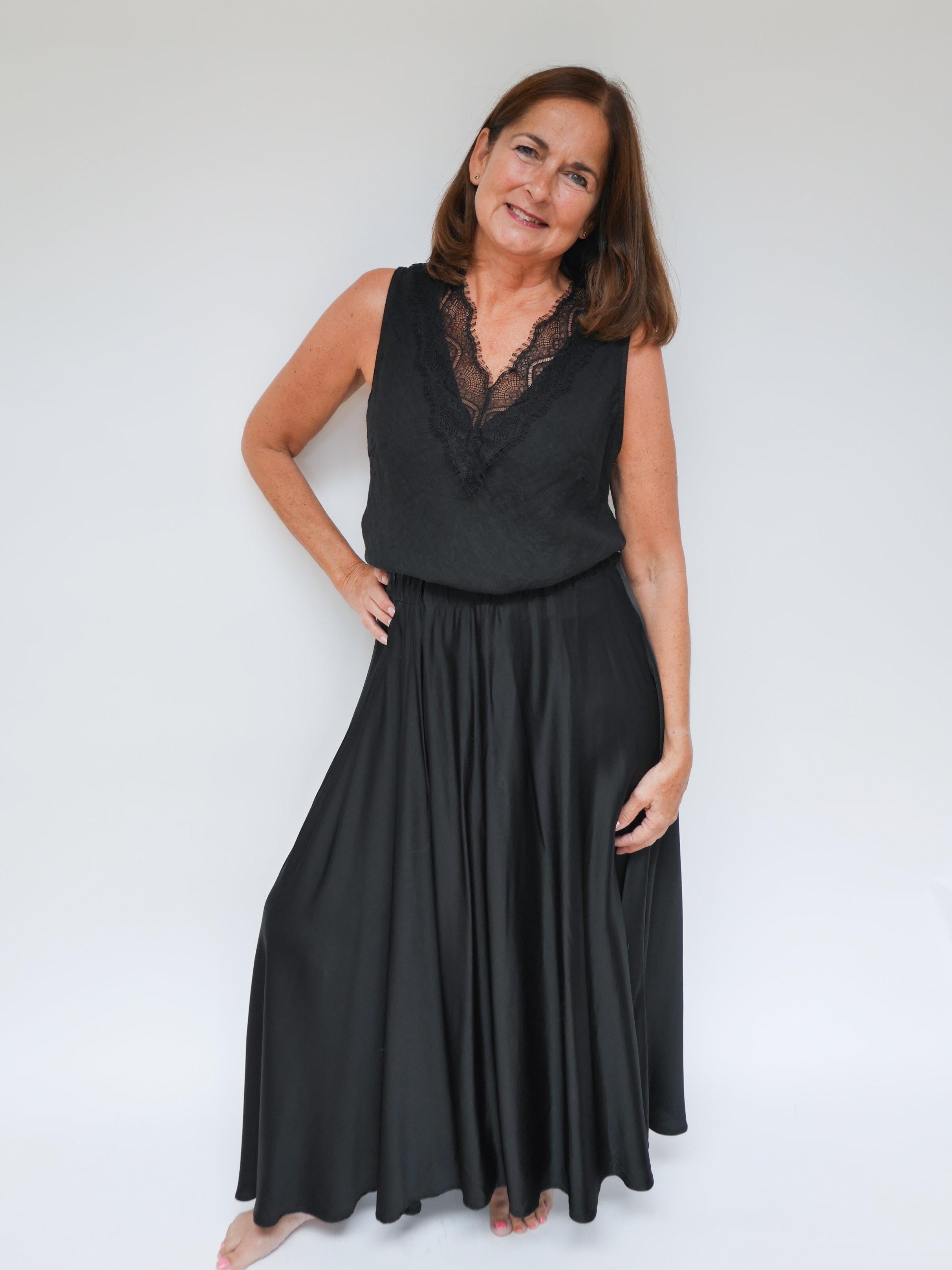 Polly Satin Skirt Black