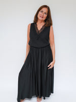 Polly Satin Skirt Black