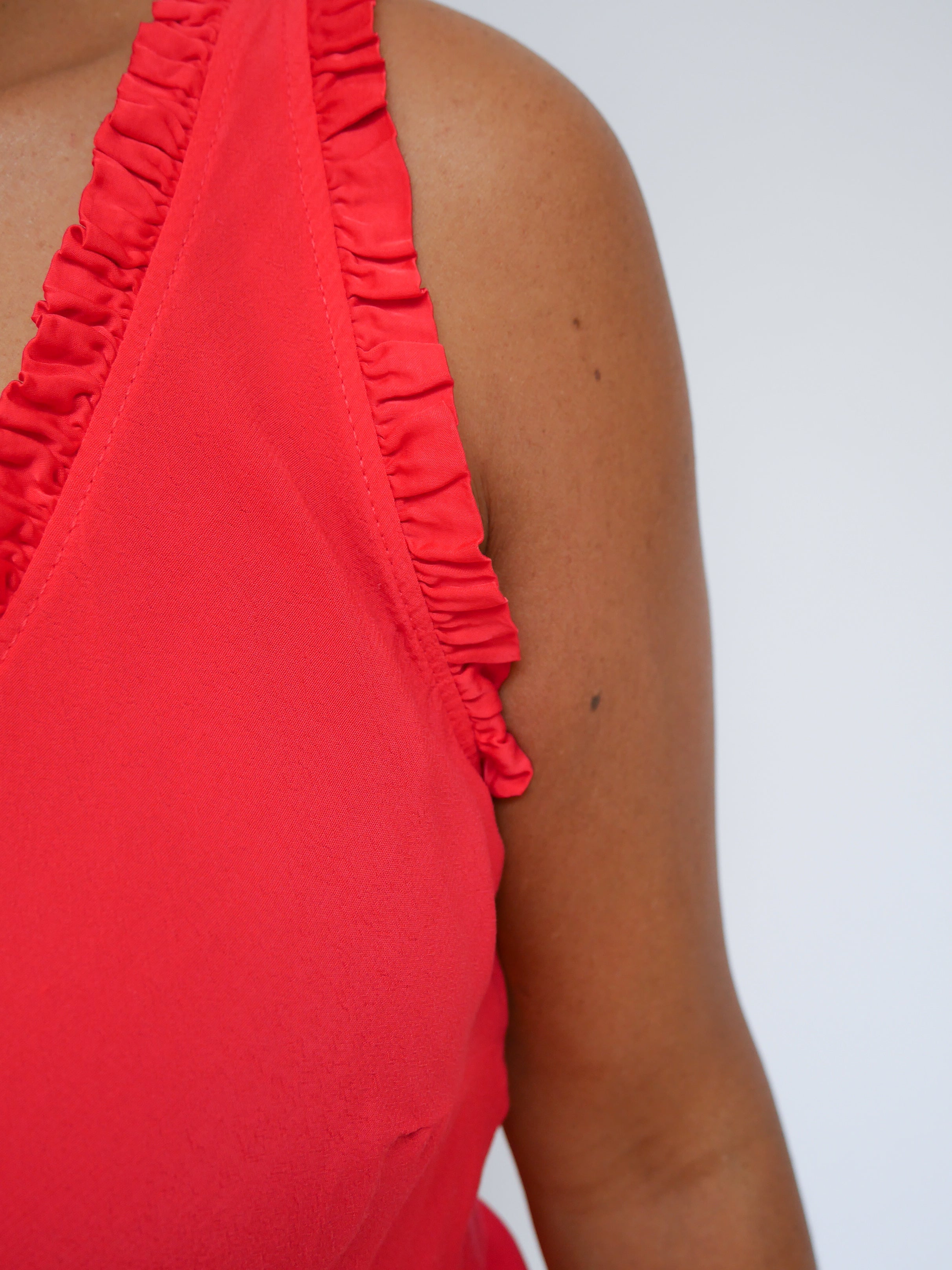 Bella Vest Red