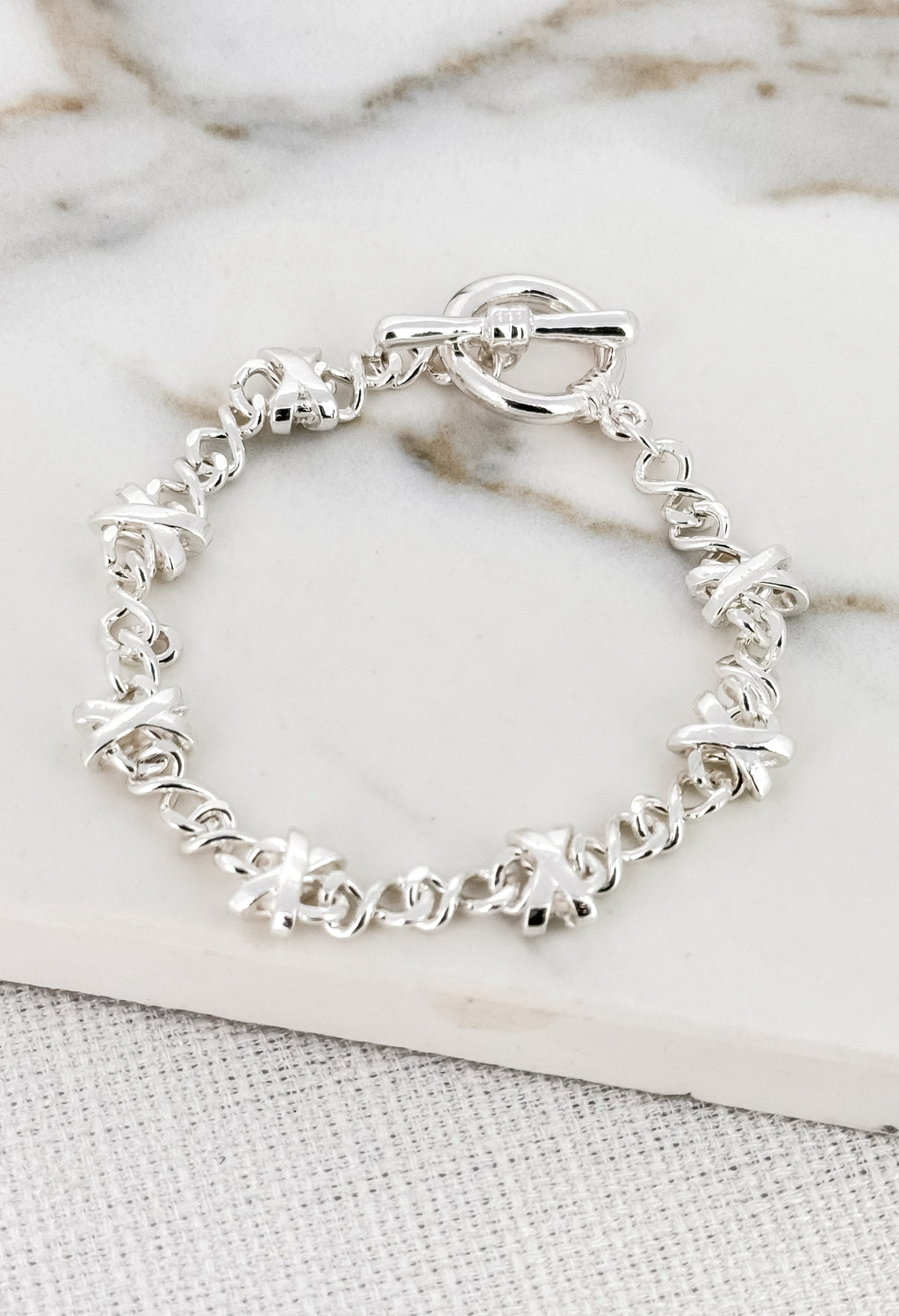 Envy Silver Cross Design T-bar Bracelet