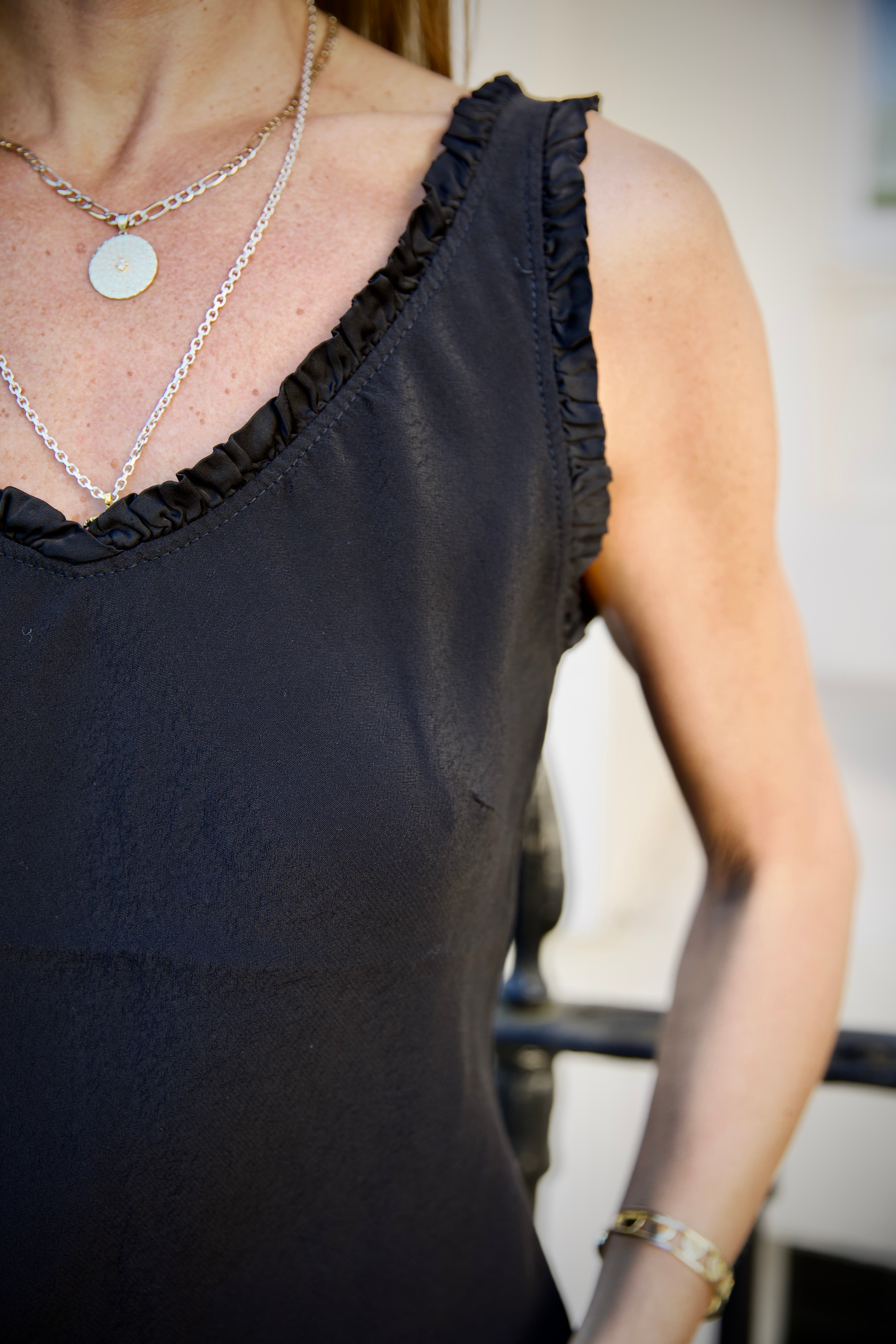 Ischia Vest Black