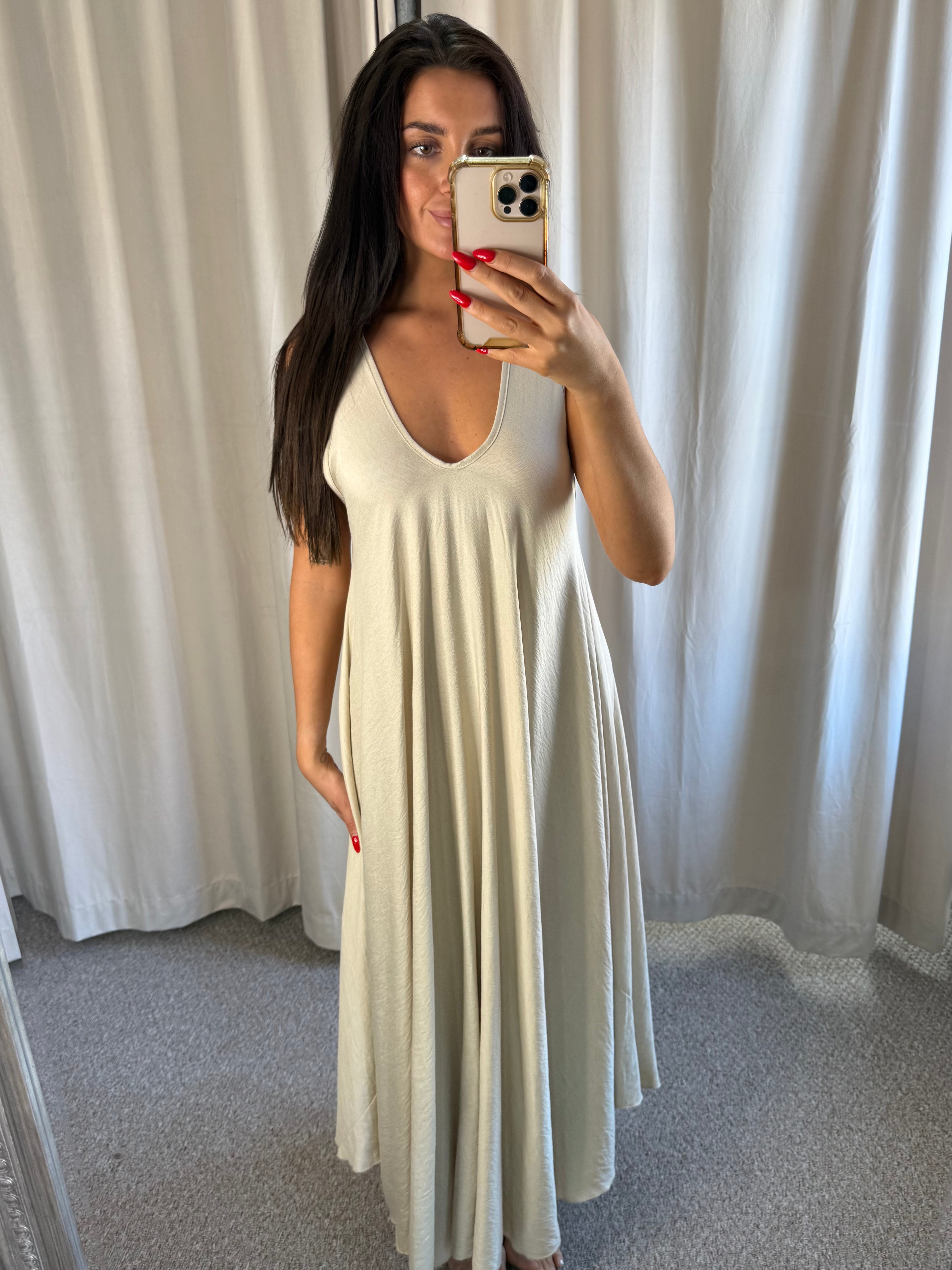 Sandy Dress Stone