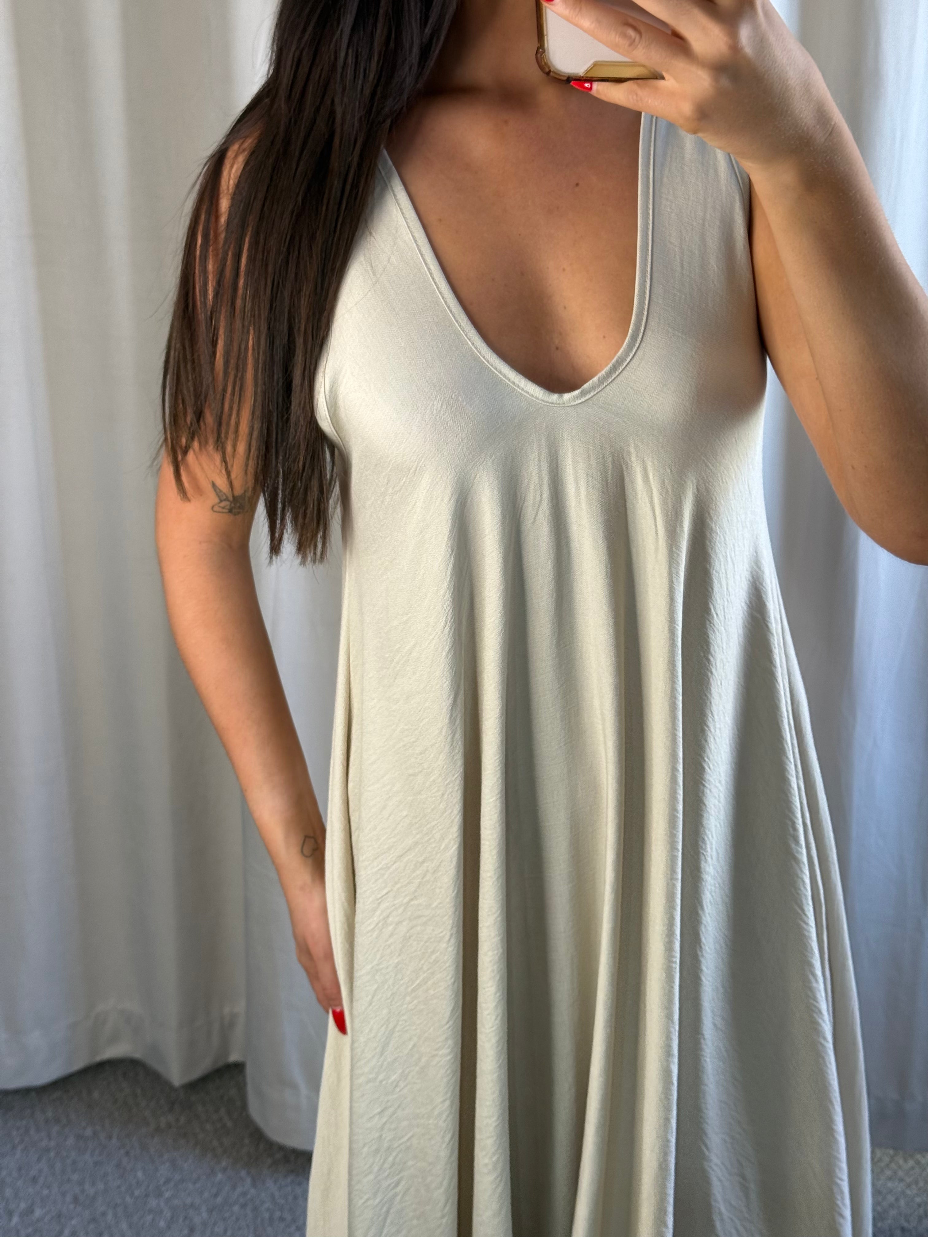 Sandy Dress Stone