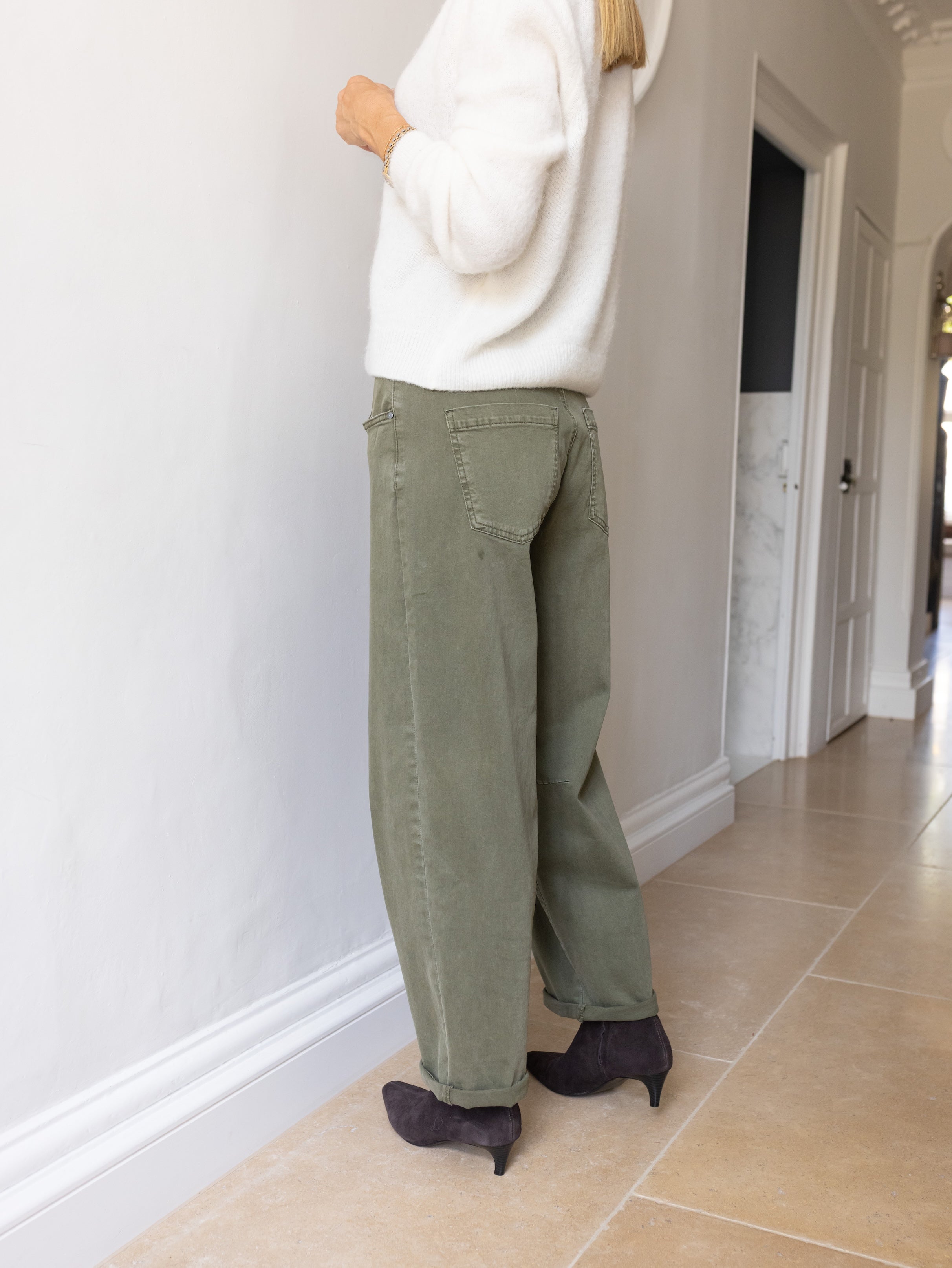 Sazzle Barrel Leg Jeans Khaki
