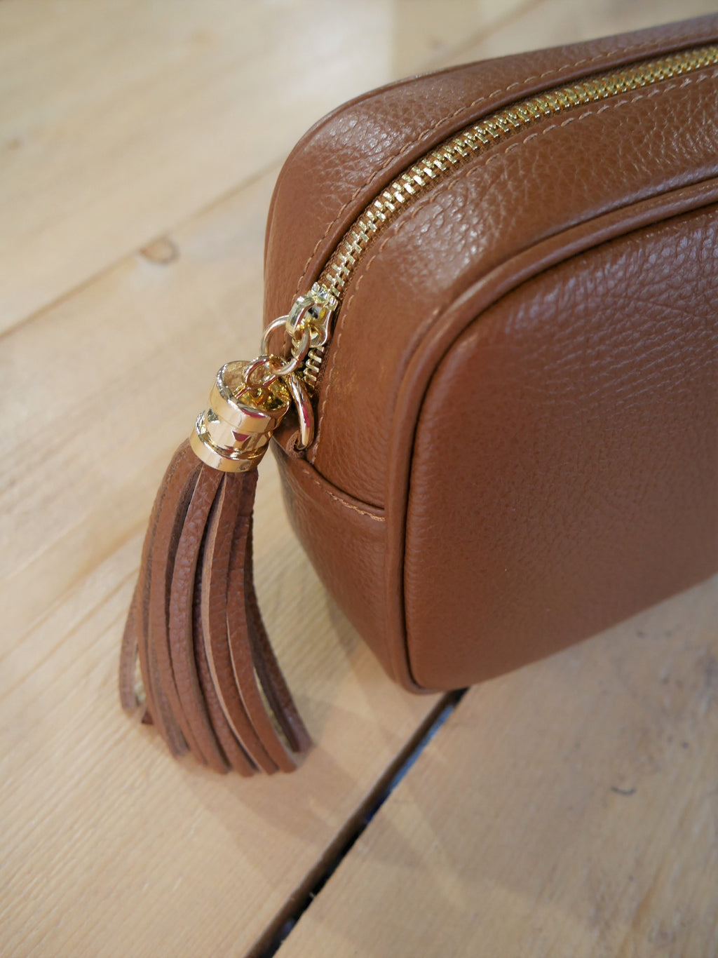 Cross Body Leather Bag Dark Tan